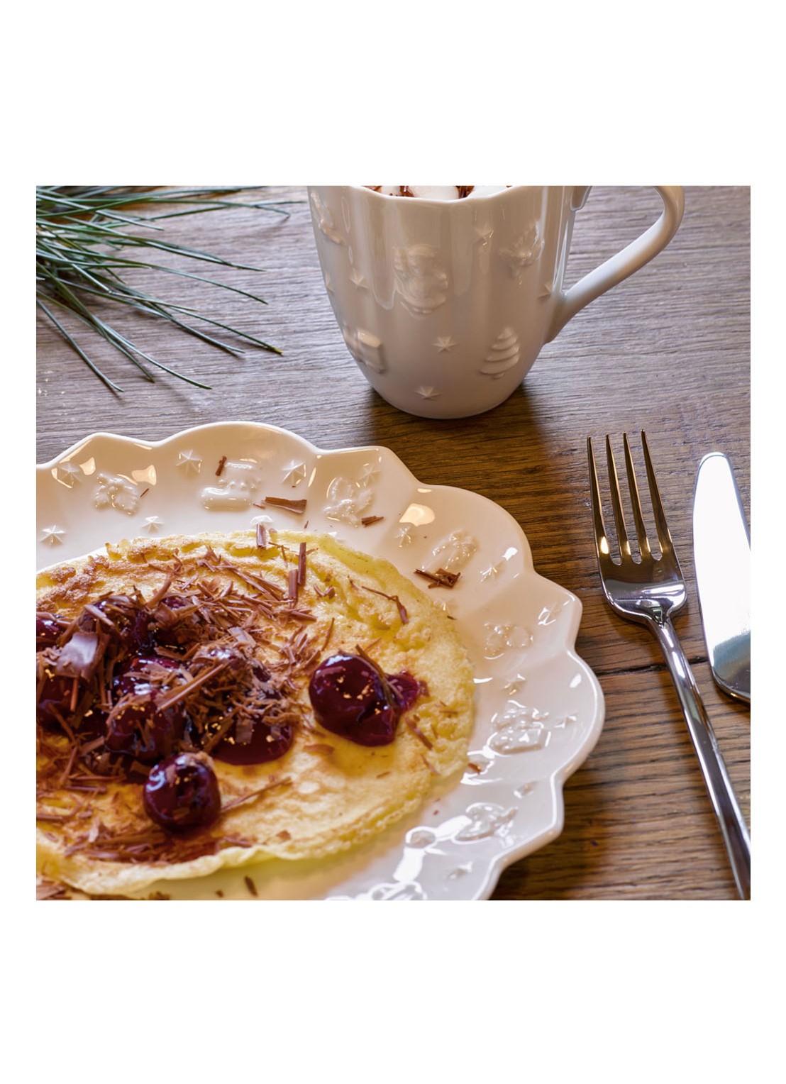 Villeroy & Boch Toy's Delight Royal Classic Kerst ontbijtbord 24 cm - detail 5 gebroken wit