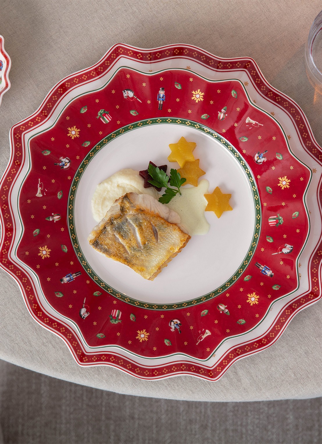 Villeroy & Boch Toy's Delight servetringen set van 4 - achterkant 2 rood