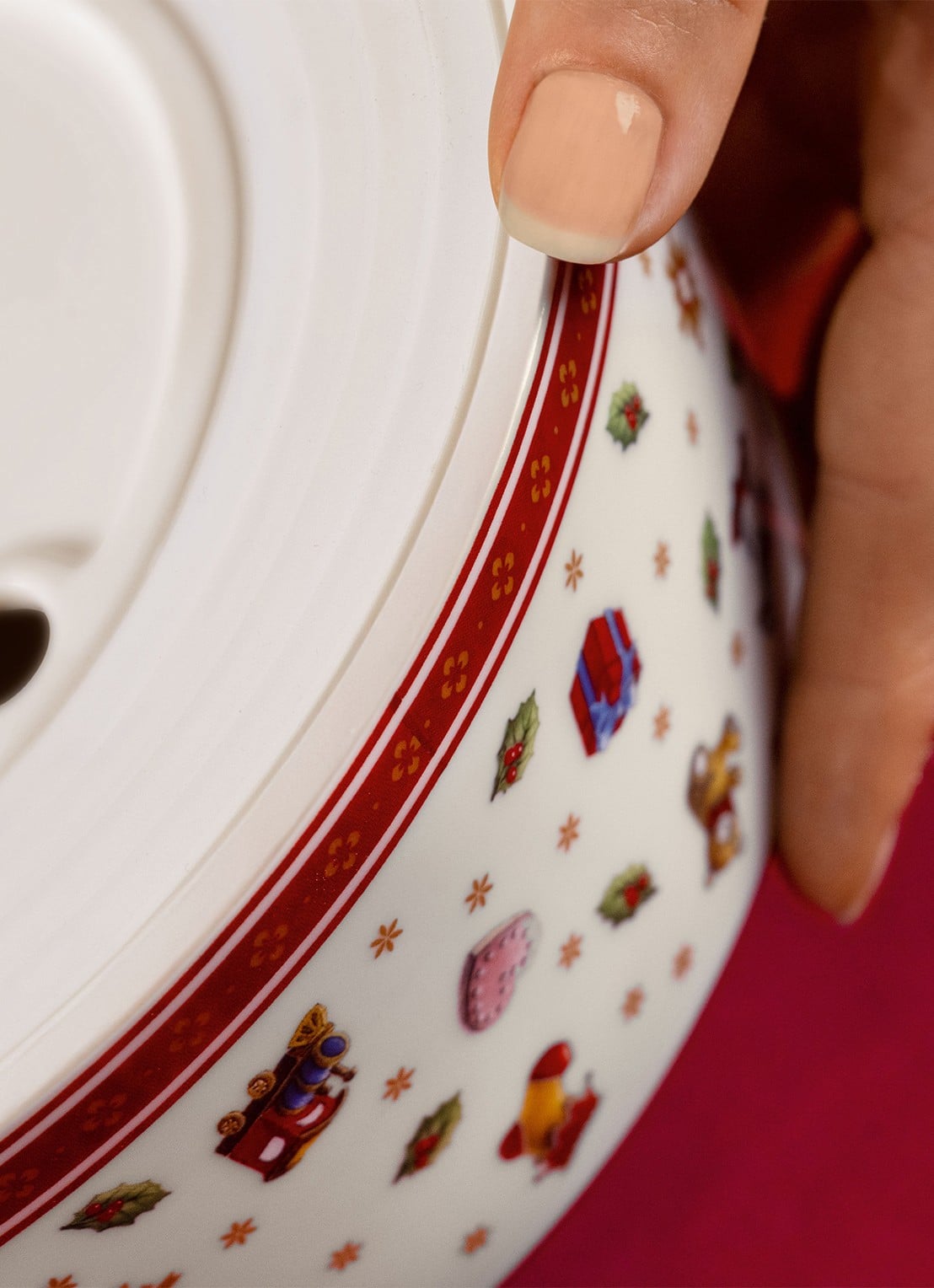 Villeroy & Boch Toy's Delight voerbak voor hond 19,6 cm - achterkant 3 rood