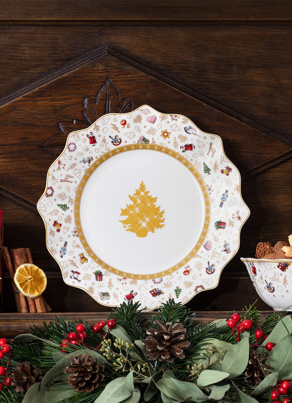 Villeroy & Boch Toys Delight kerst bord 24 cm - voorkant 3 gebroken wit