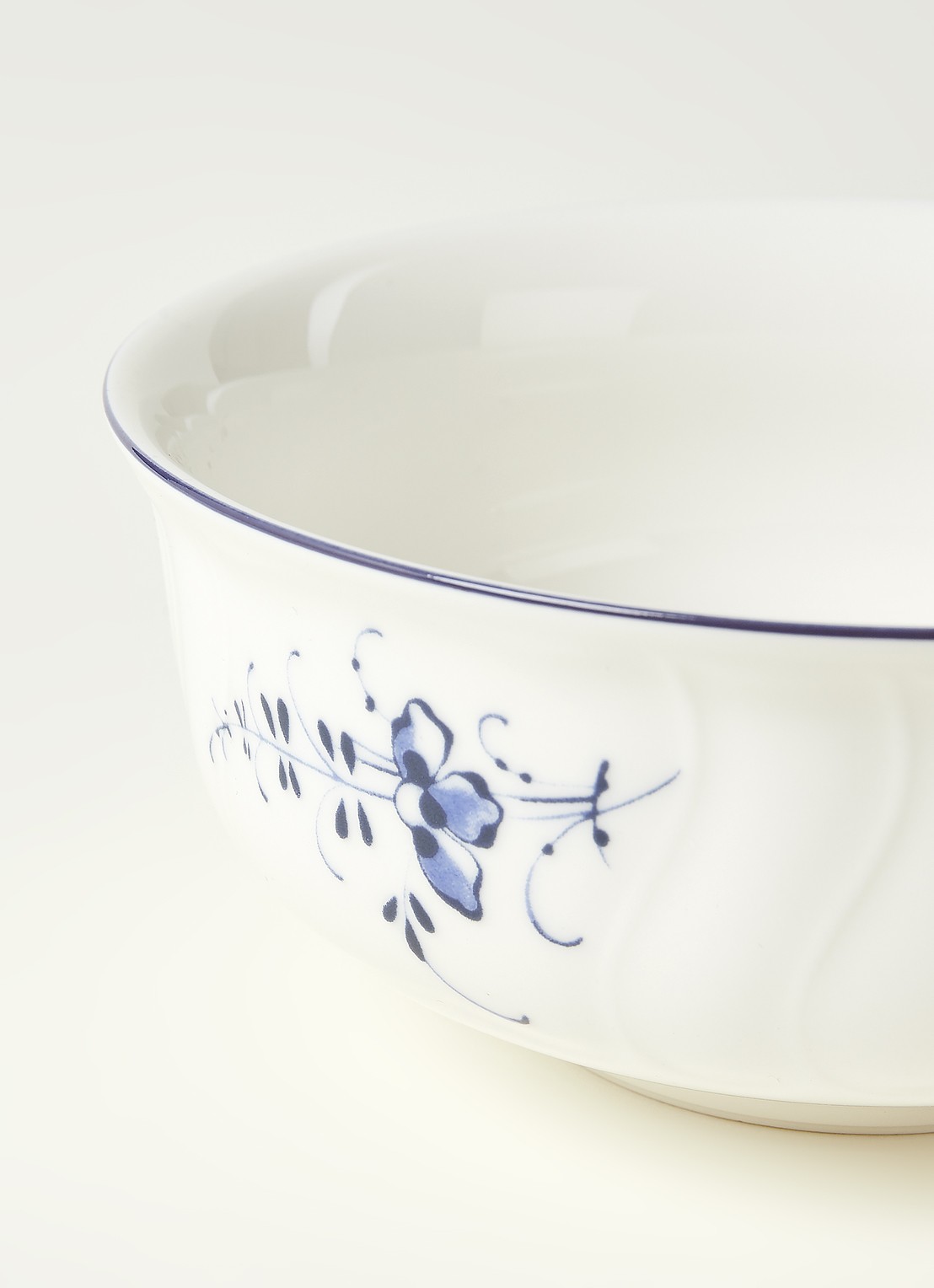 Villeroy & Boch Vieux Luxembourg kom 13 cm - detail 3 gebroken wit