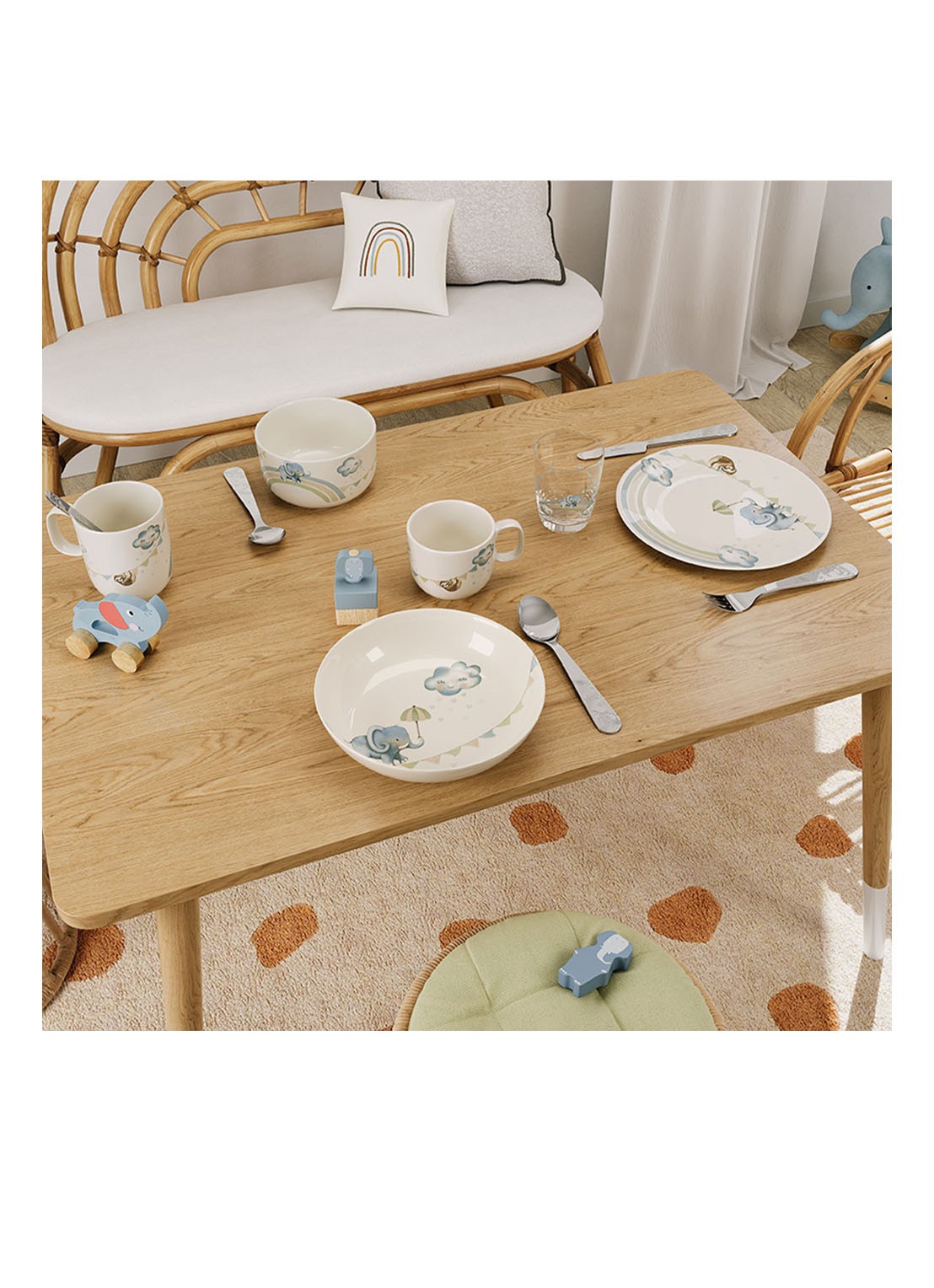 Villeroy & Boch Walk like an Elephant Kinderbeker 28 cl - detail gebroken wit