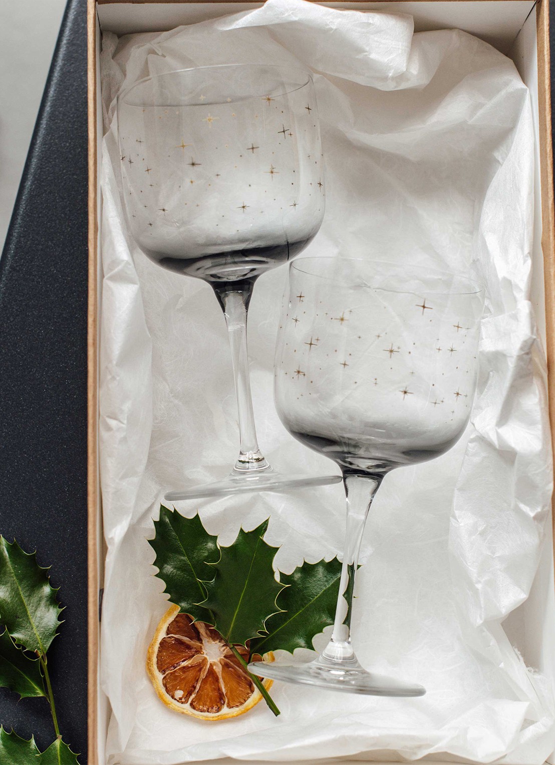 Villeroy & Boch Winter Glow witte wijnglas 27 cl set van 2 - achterkant 5 lichtgrijs
