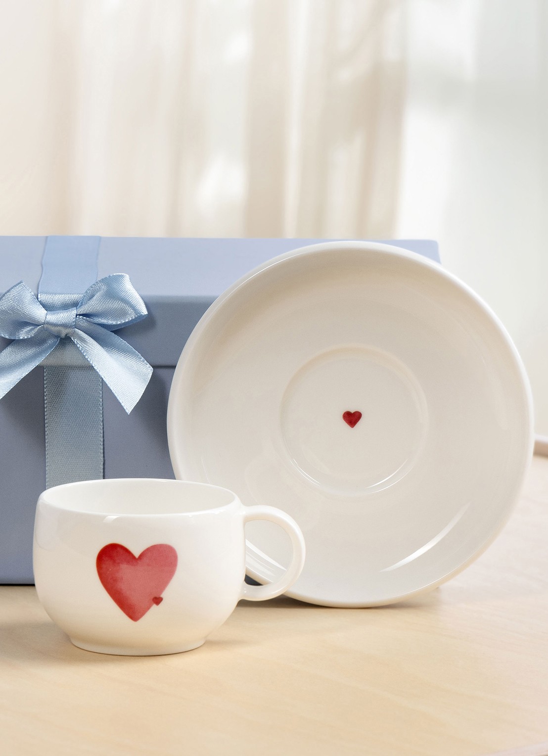 Villeroy & Boch With Love espressokopje - voorkant 2 wit