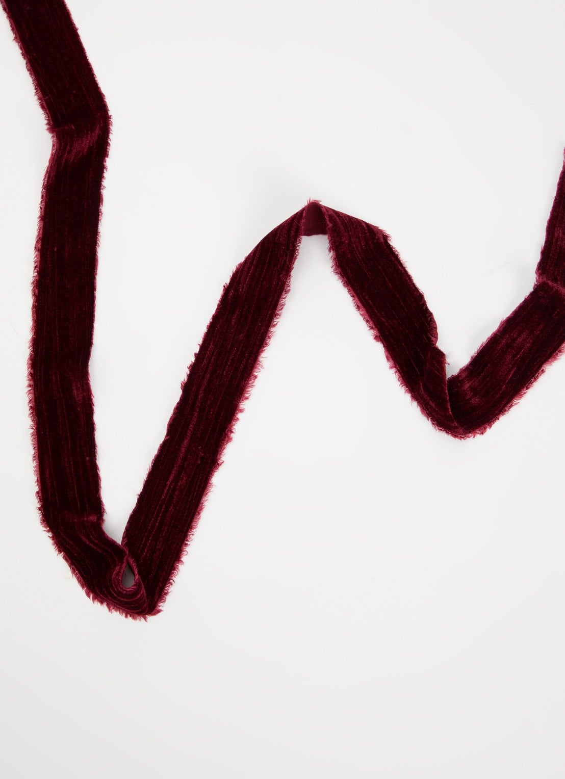 Vivant Crushed Velvet kerstlint 5 meter x 30 mm - voorkant 2 bordeauxrood