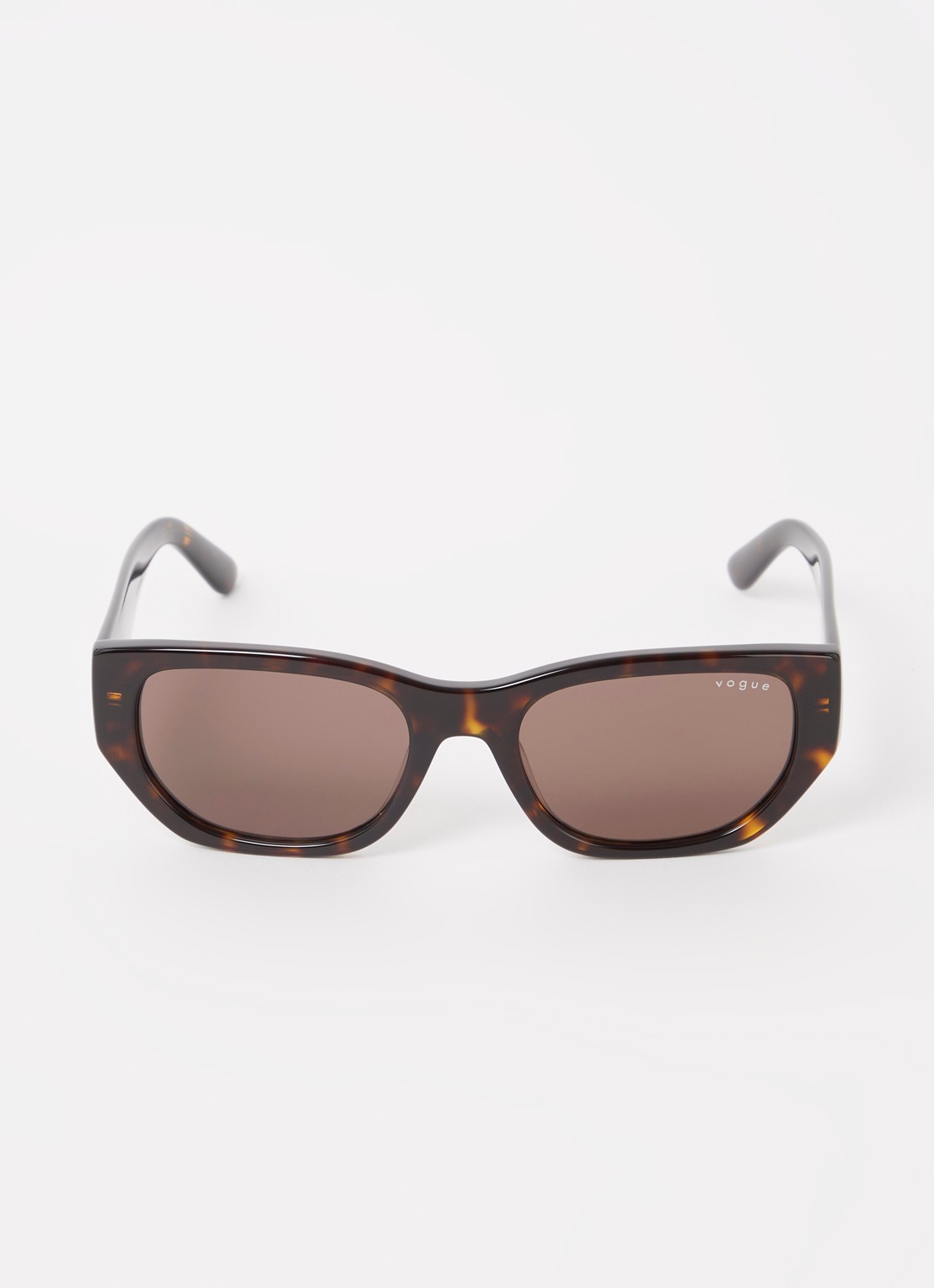 Vogue Retro zonnebril VO5586S - detail donkerbruin