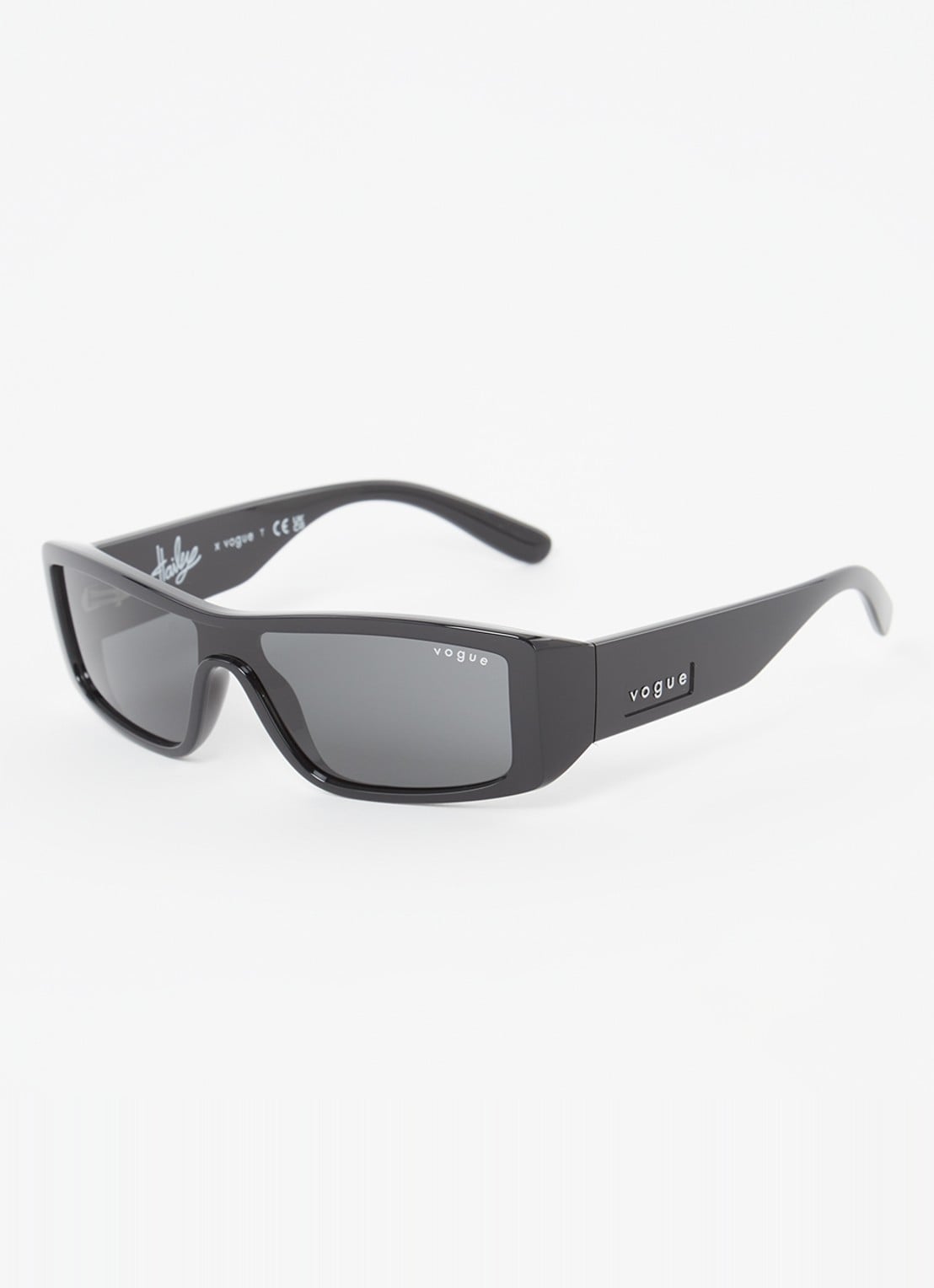 Vogue Zonnebril VO54442S - voorkant zwart