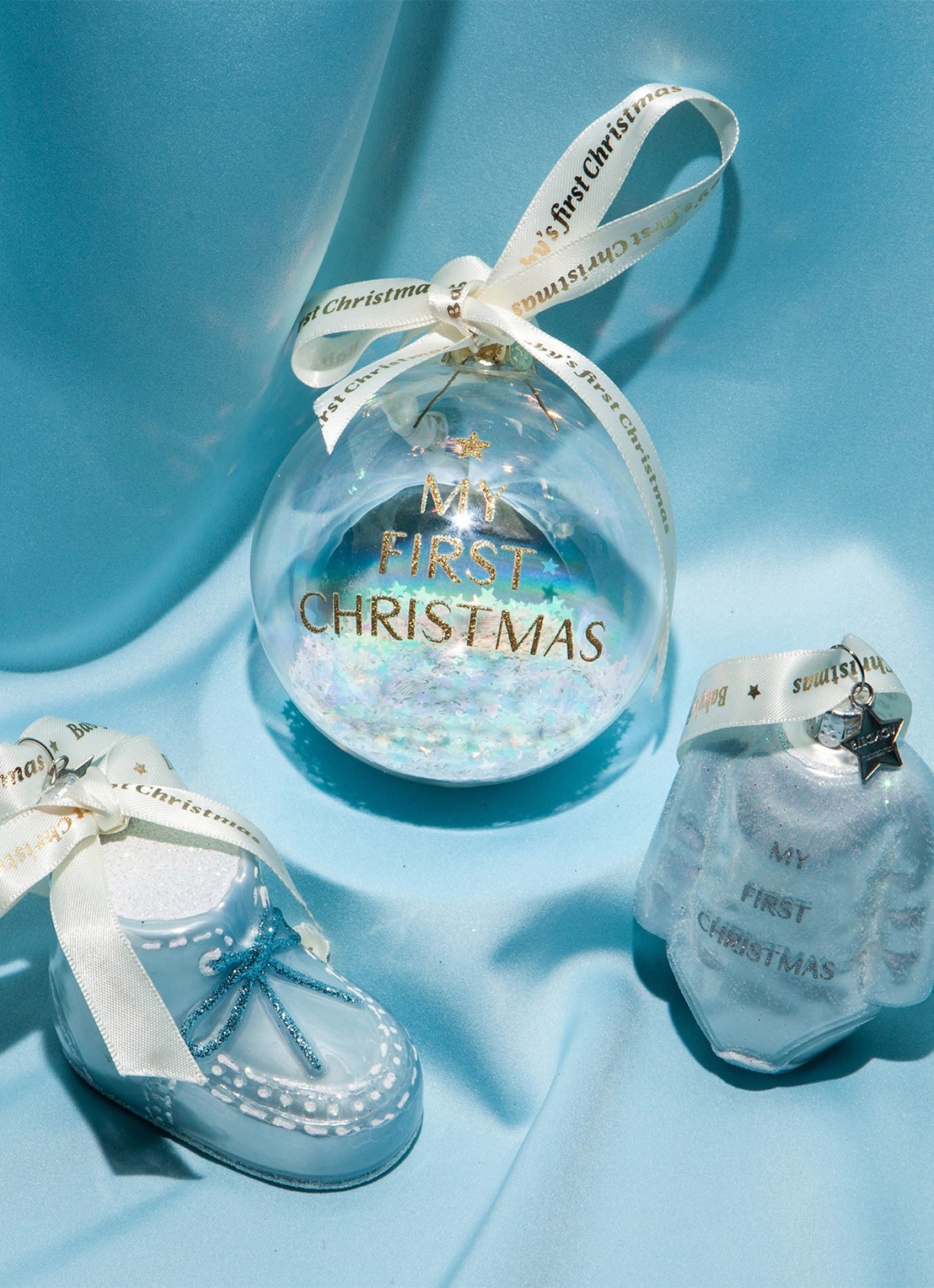 Vondels Baby's Eerste Kerst Schoen kersthanger 6 cm - detail 4 lichtblauw