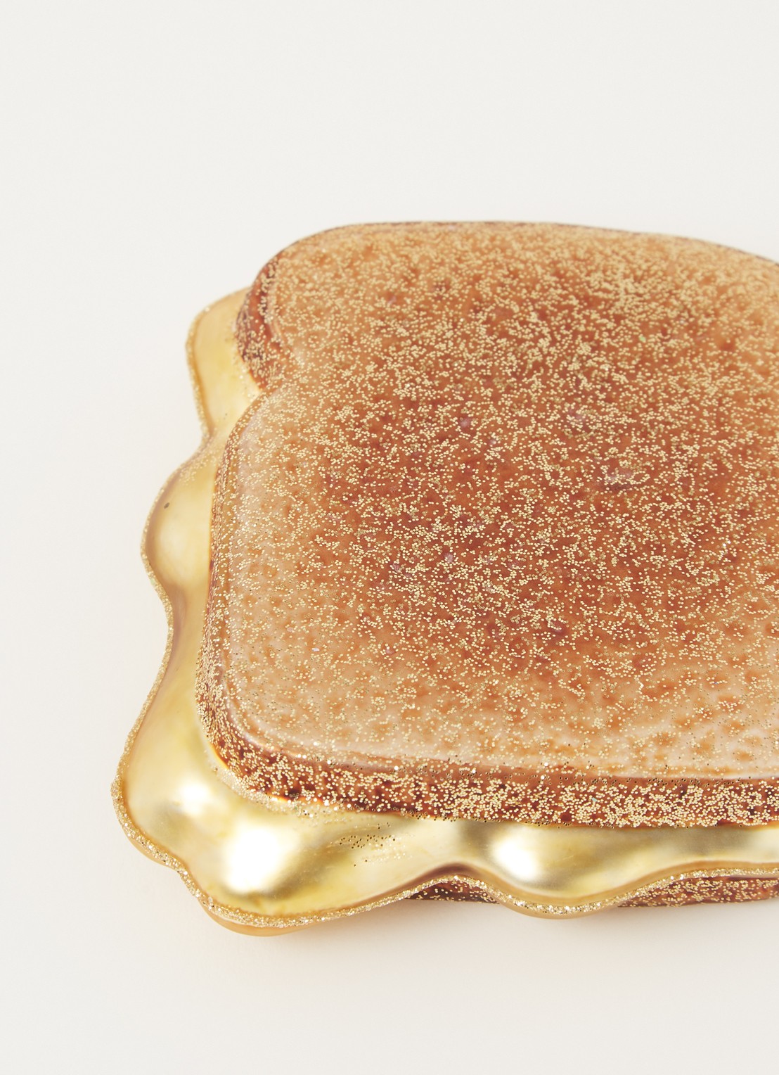Vondels Tosti With Melting Cheese kersthanger 10 cm - detail geelgoud