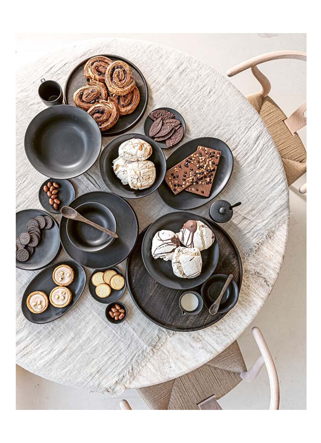 vtwonen Dinnerware serviesset 16-delig - detail 6 zwart