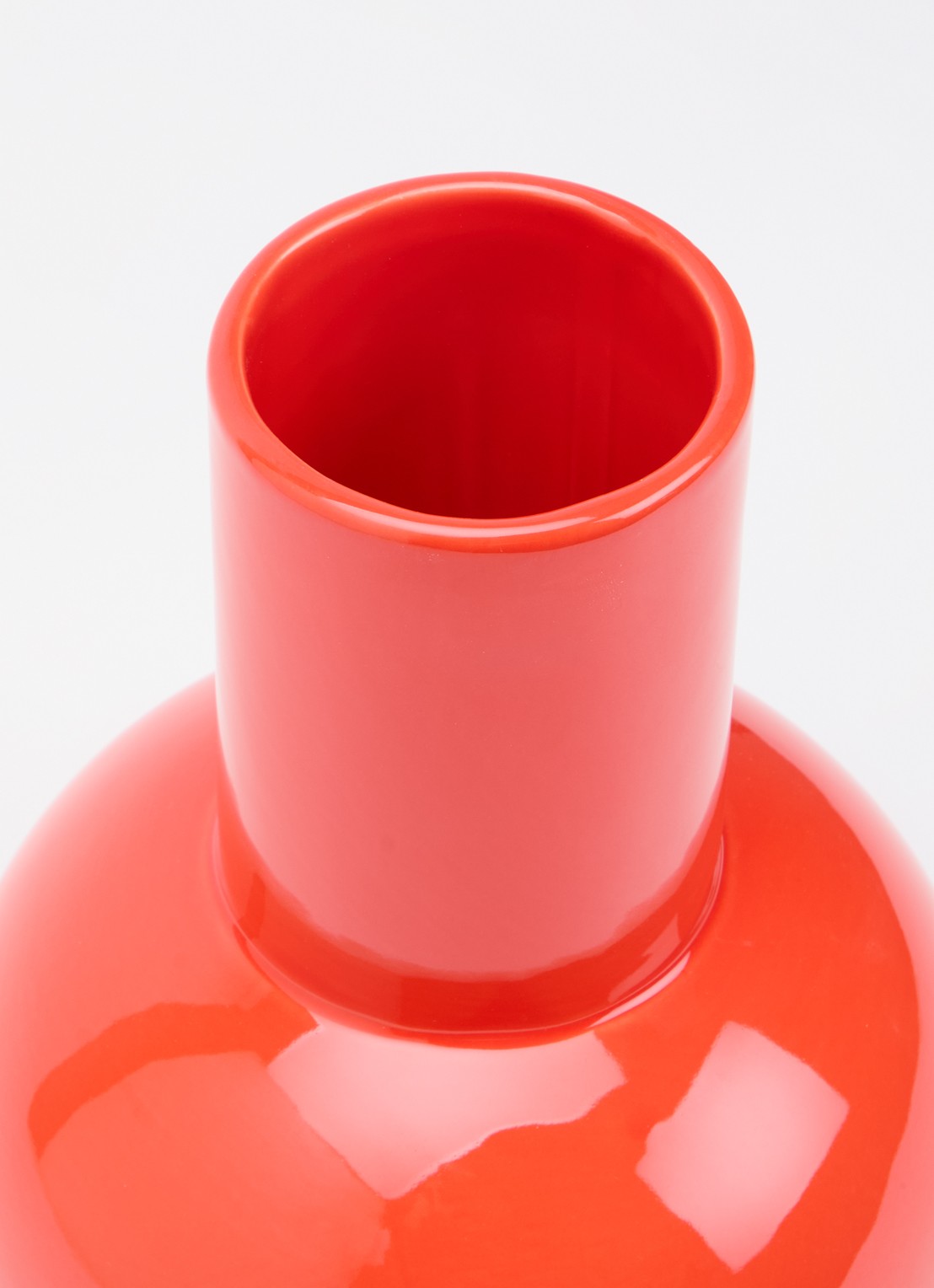 vtwonen Vaas L 31 cm - voorkant 2 rood