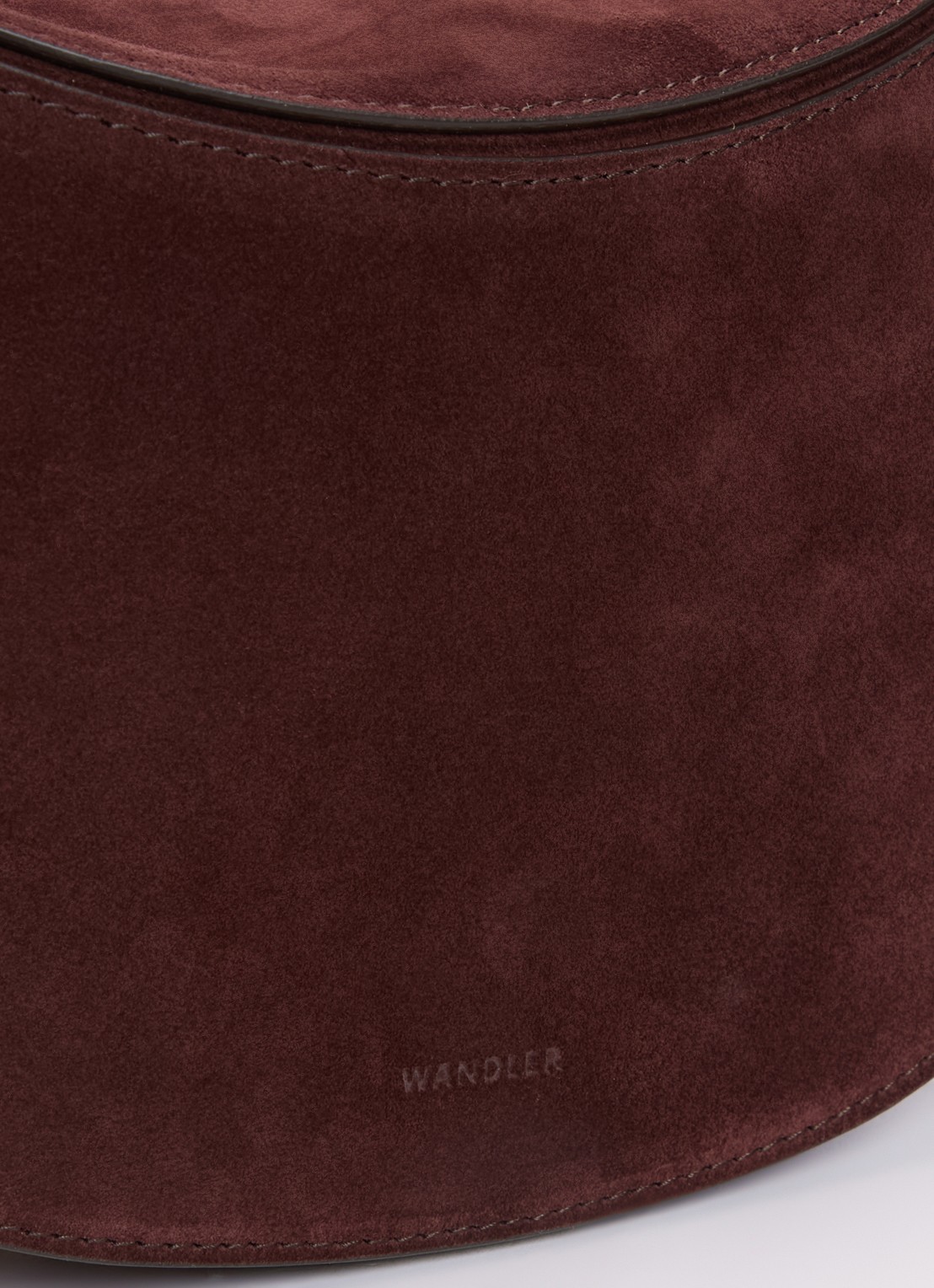 Wandler Kate crossbodytas van suède - detail 3 kastanjebruin
