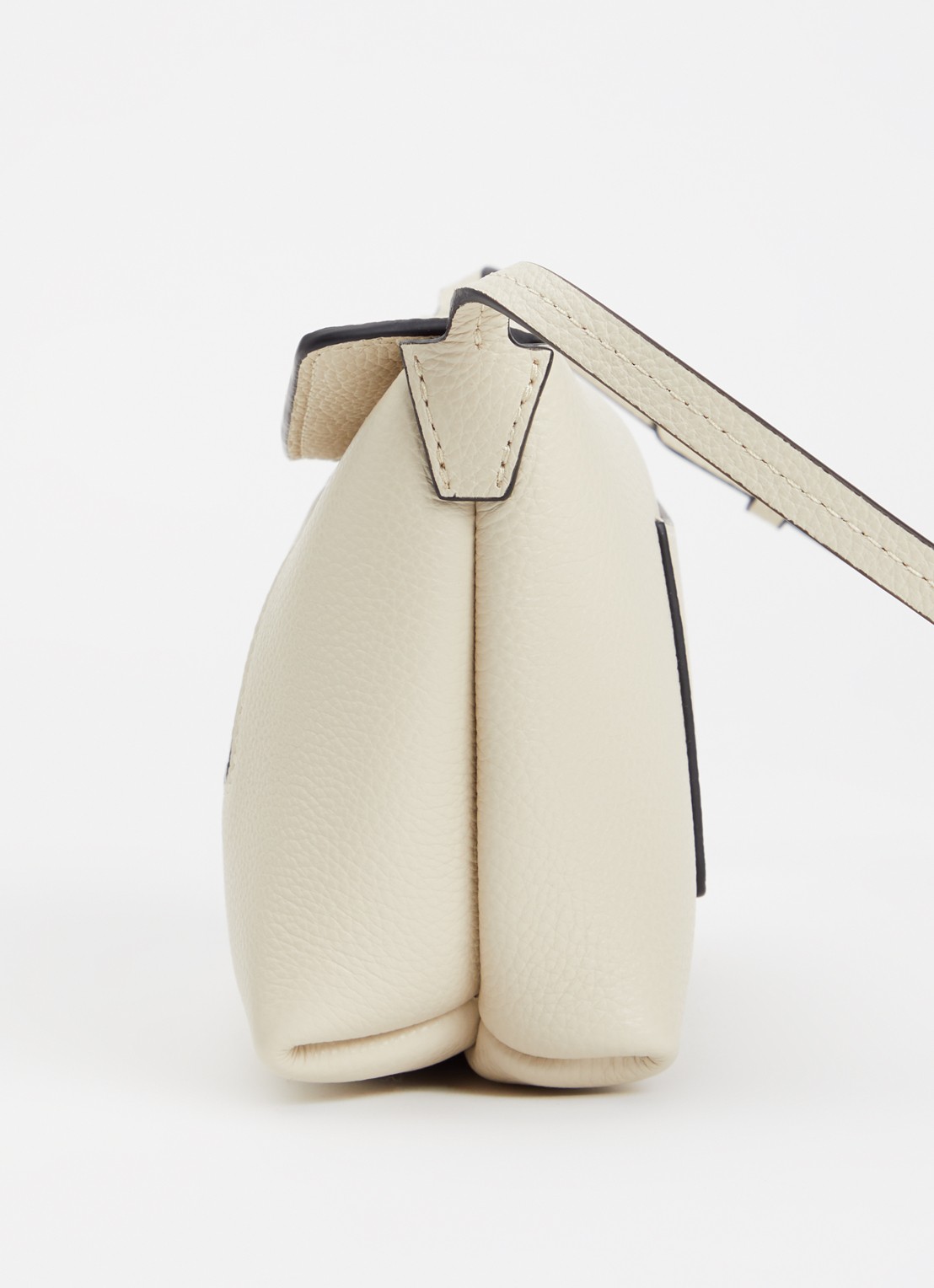 Wandler Penelope Slouch schoudertas van kalfsleer - detail 5 creme