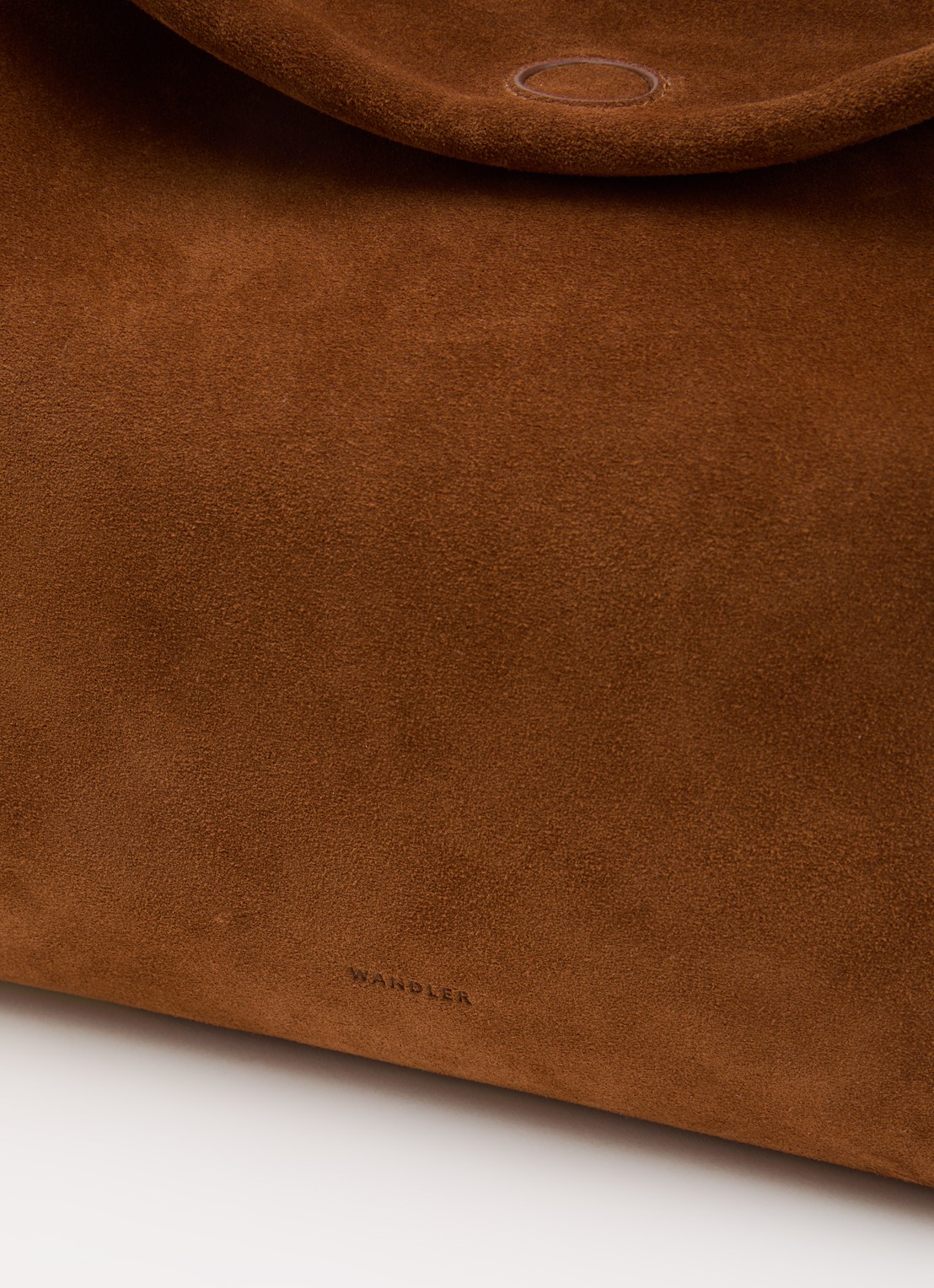 Wandler Penelope Tote Small schoudertas van kalfssuède - detail 5 cognac