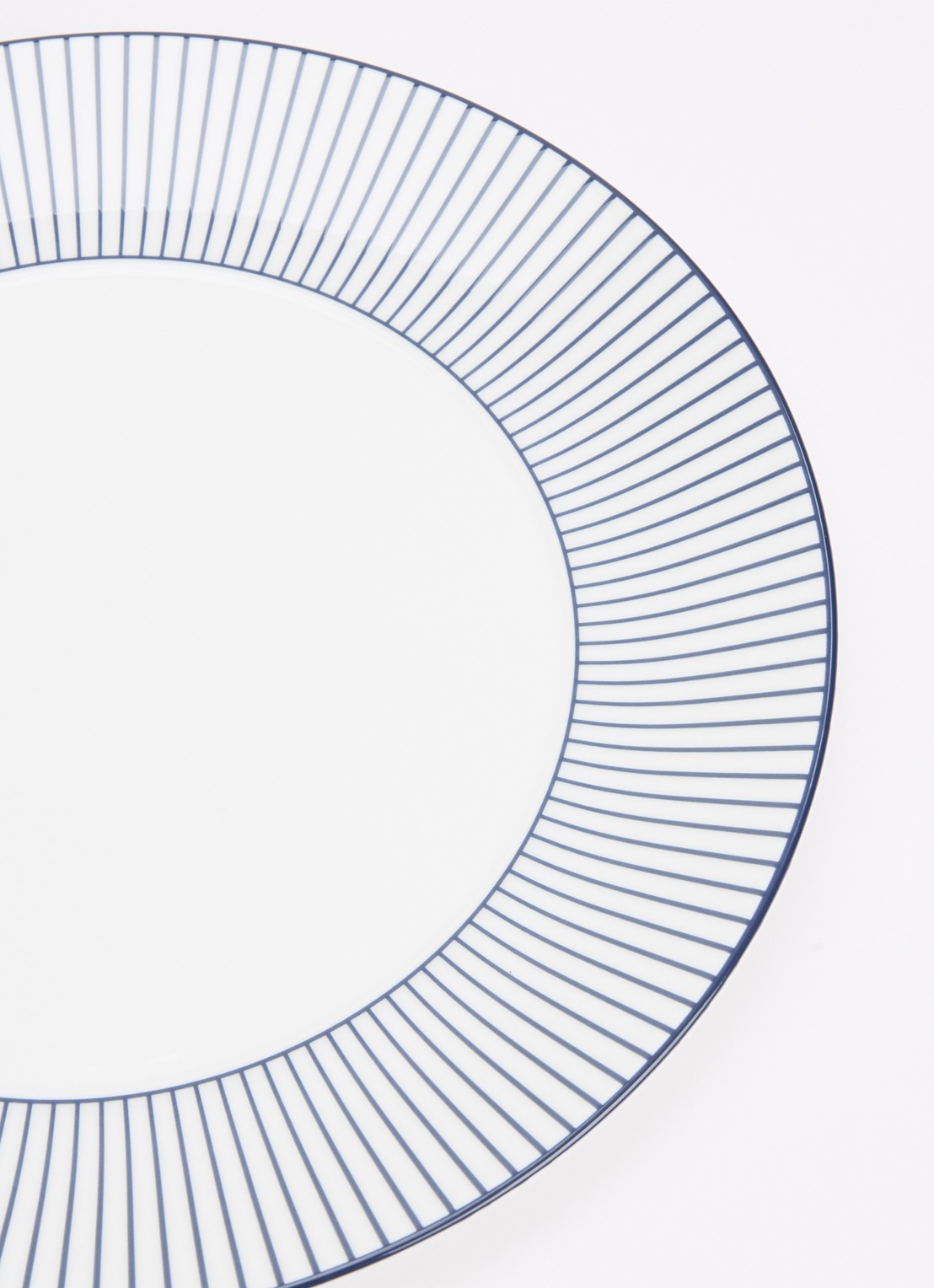 Wedgwood Gio dinerbord 24 cm - detail blauw