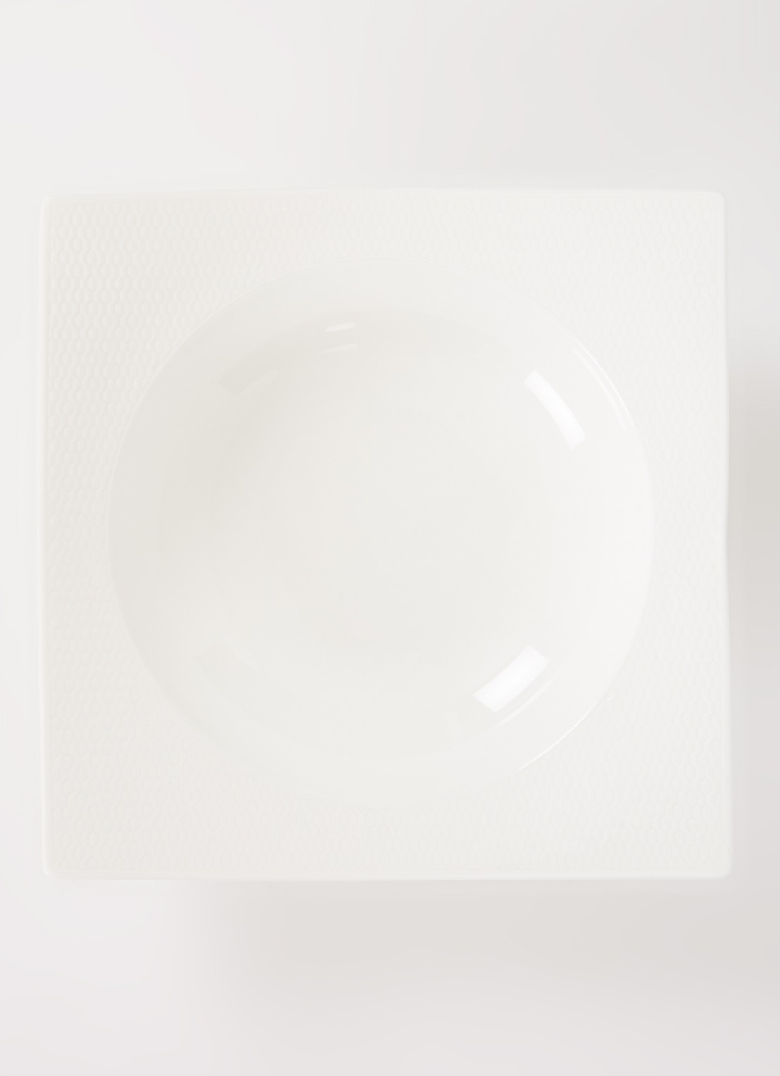 Wedgwood Gio serveerschaal 23,7 cm - detail 2 wit