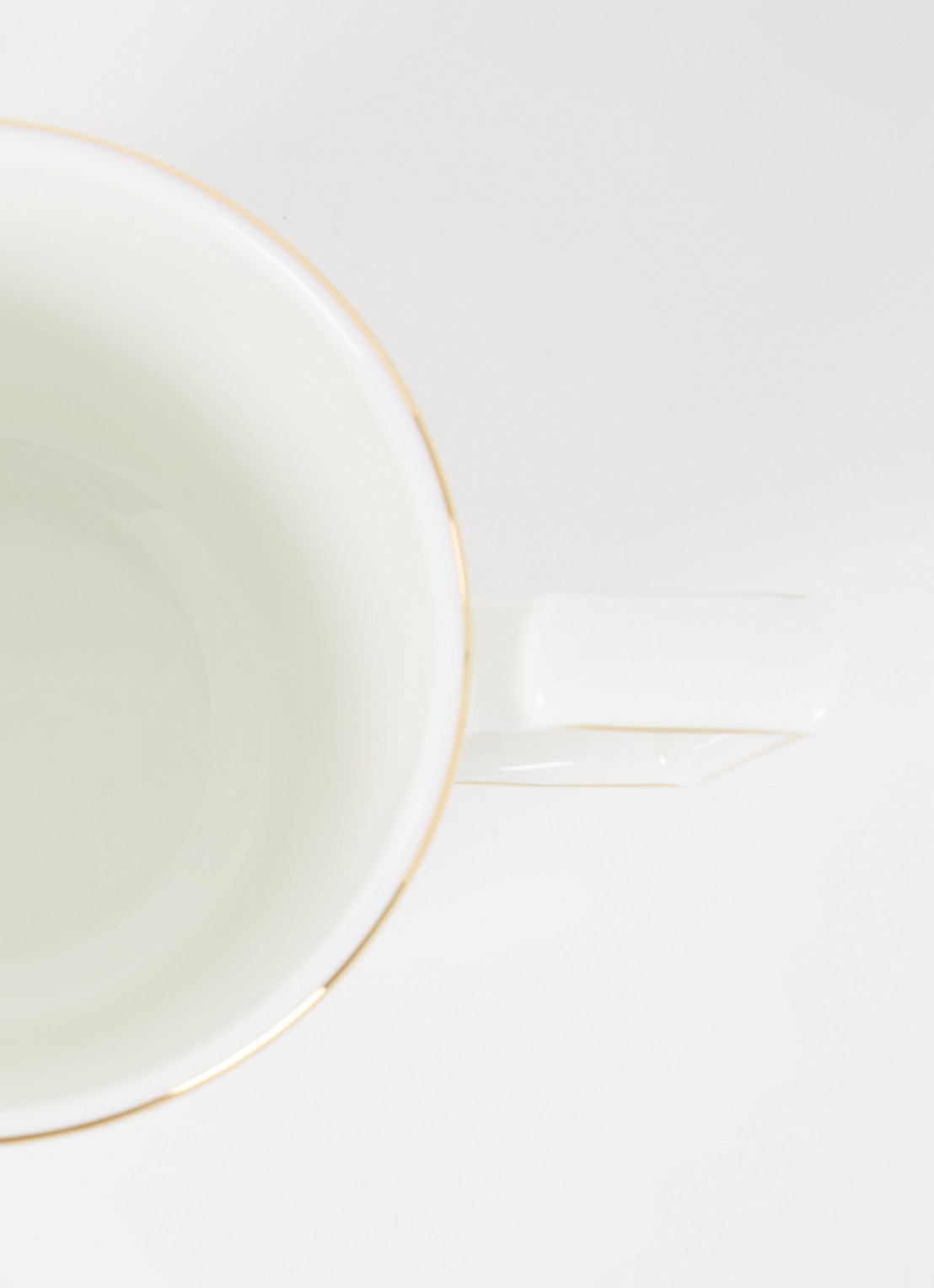 Wedgwood Renaissance Grey kopje 30 cl - voorkant 2 grijs