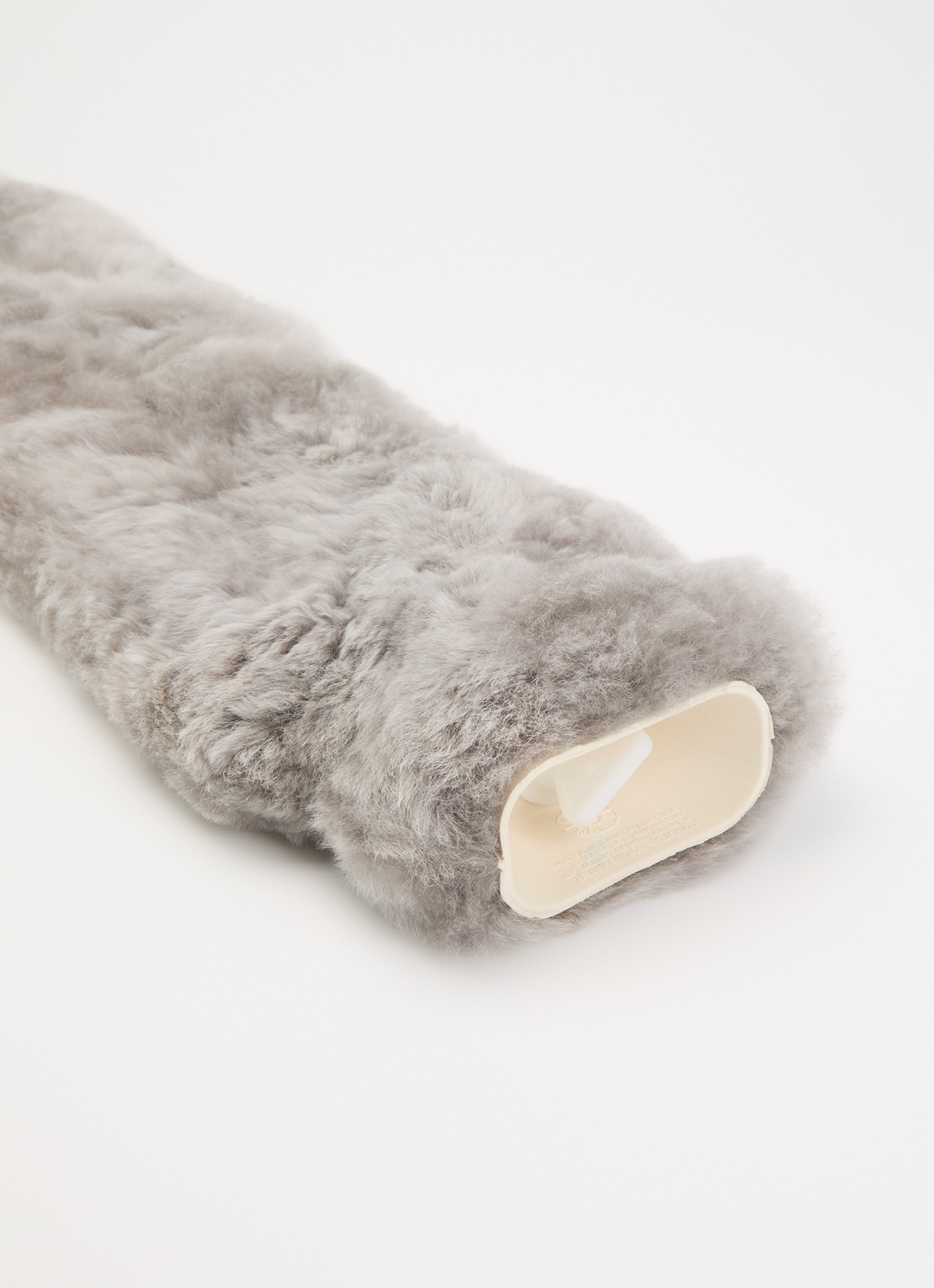 WEICH Tubo kruik van alpaca vacht - detail grijs