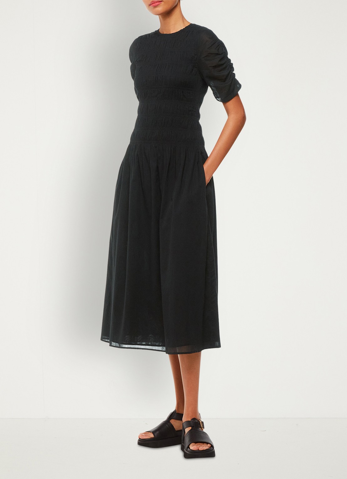 Whistles Avery midi jurk met smockwerk - voorkant 4 zwart