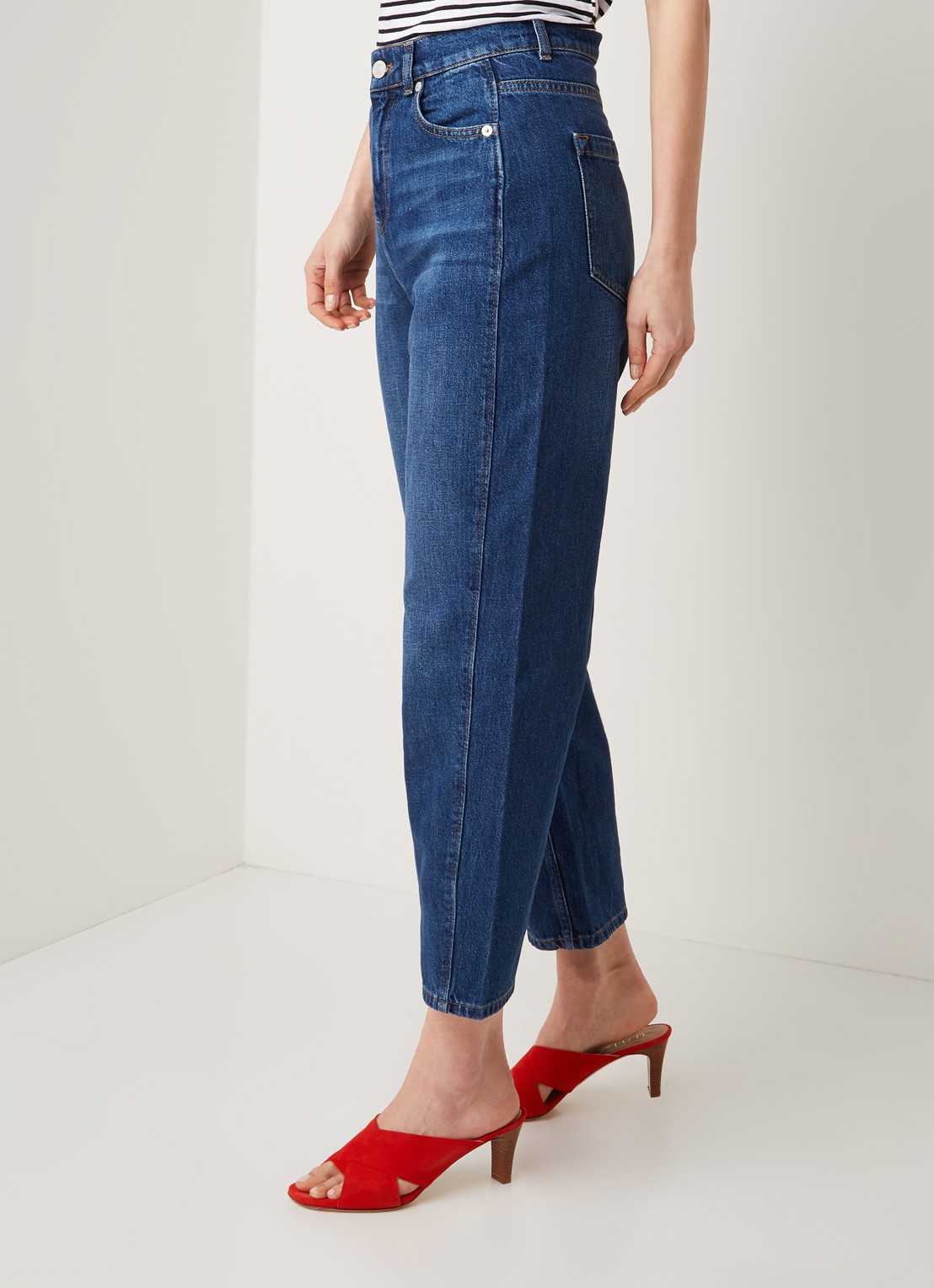 Whistles Barrel high waist cropped tapered jeans met medium washing - detail indigo