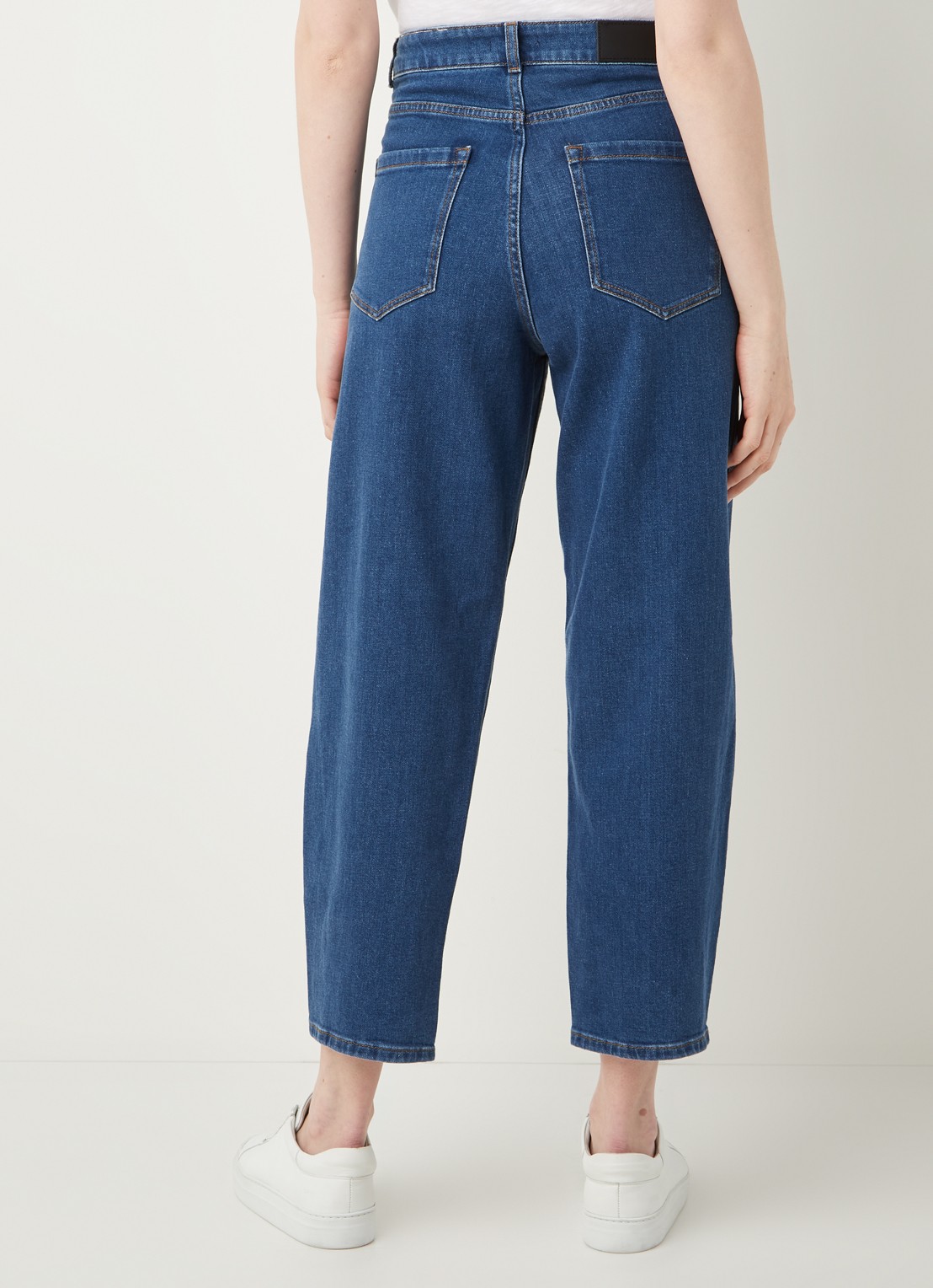 Whistles Barrel high waist cropped tapered jeans - achterkant 5 indigo
