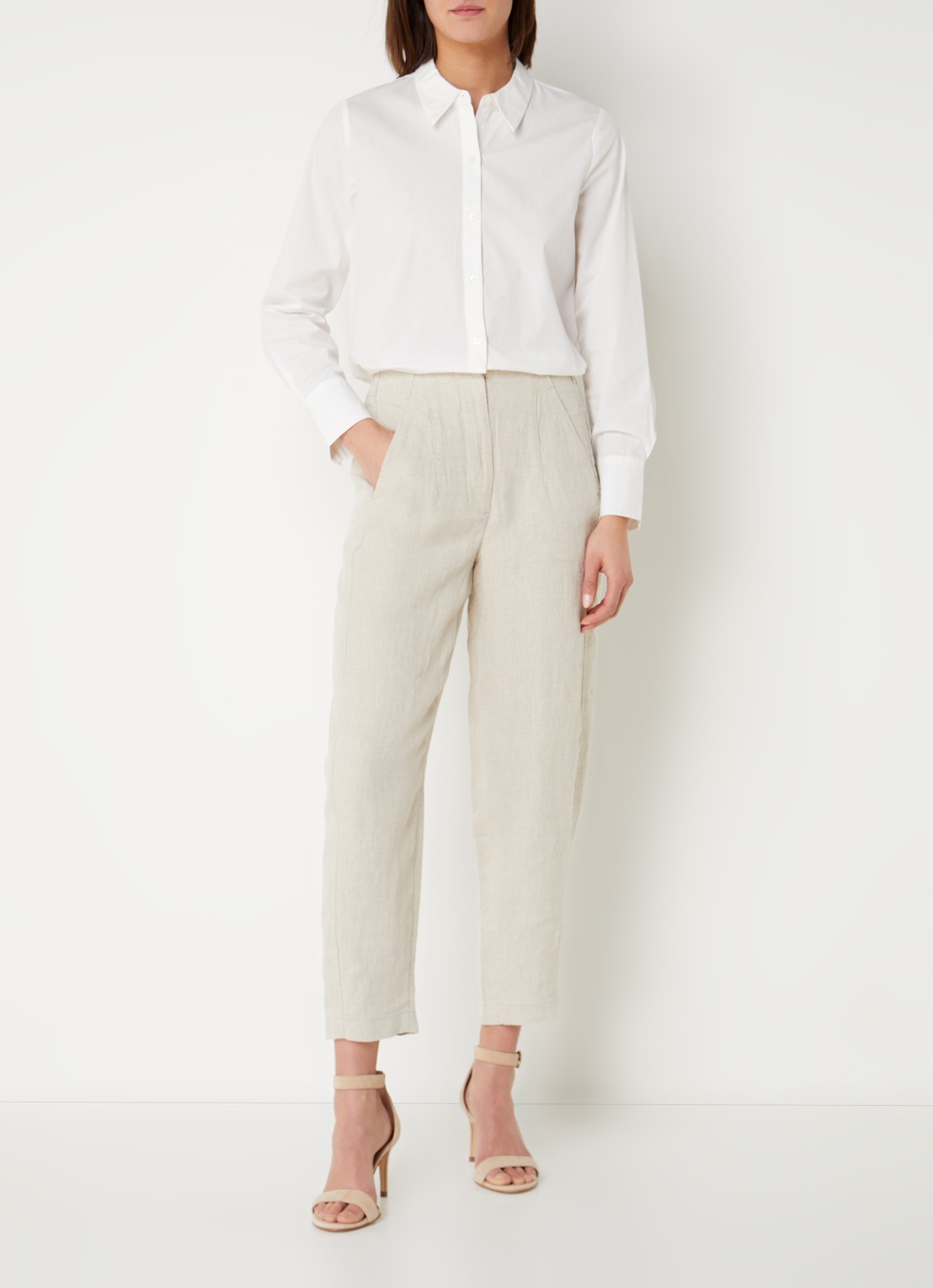 Whistles Barrel mid waist cropped tapered pantalon van linnen met steekzakken - voorkant 3 beige