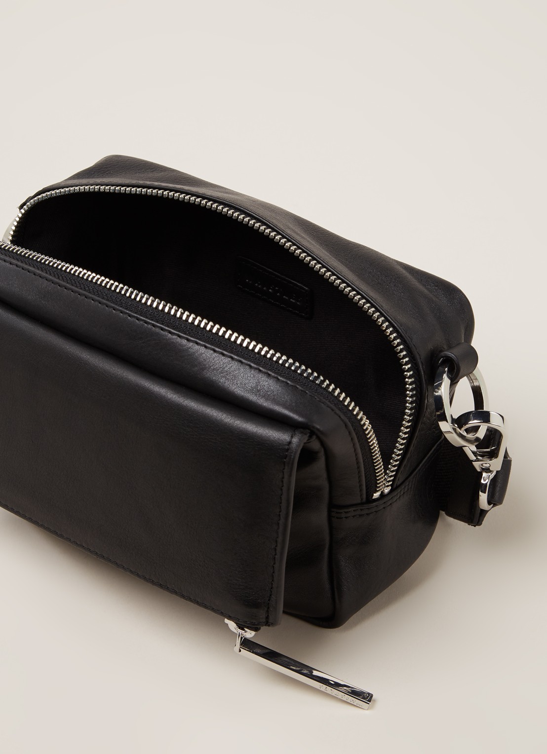 Whistles Bibi crossbodytas van leer  - detail 4 zwart