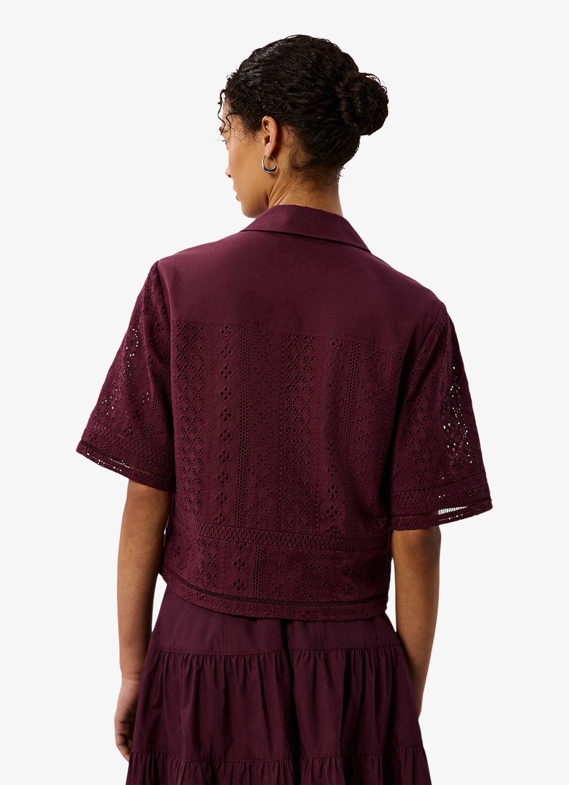 Whistles Blouse met broderie - achterkant 3 bordeauxrood