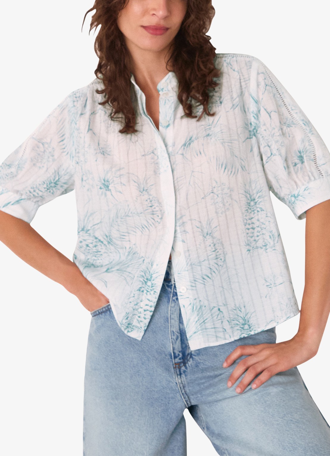 Whistles Blouse met opengewerkt dessin en print - detail 3 lichtblauw