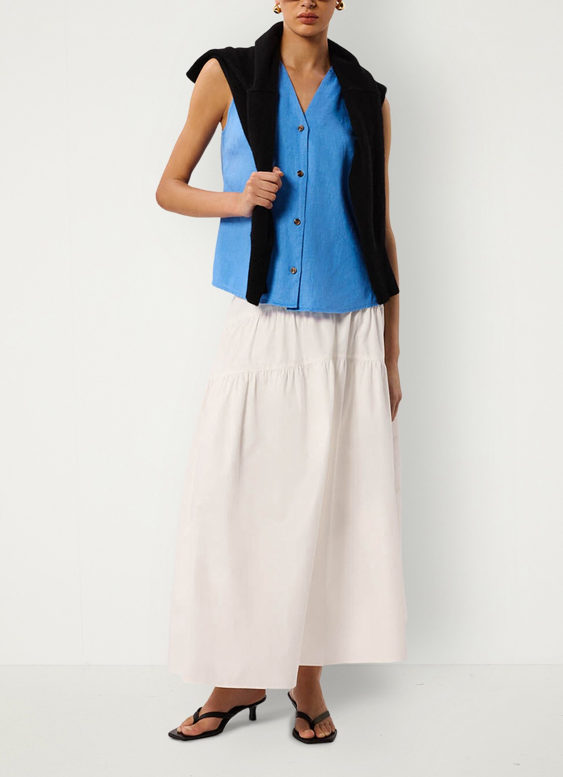 Whistles Blouse met V-hals - voorkant 6 blauw