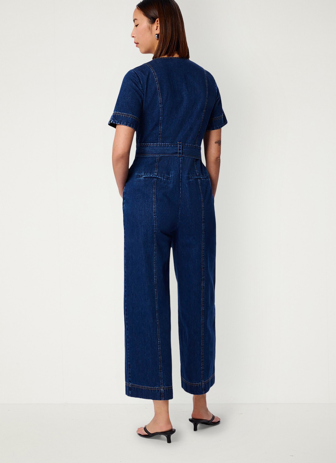 Whistles Cropped wide fit jumpsuit met strikceintuur - achterkant 4 indigo