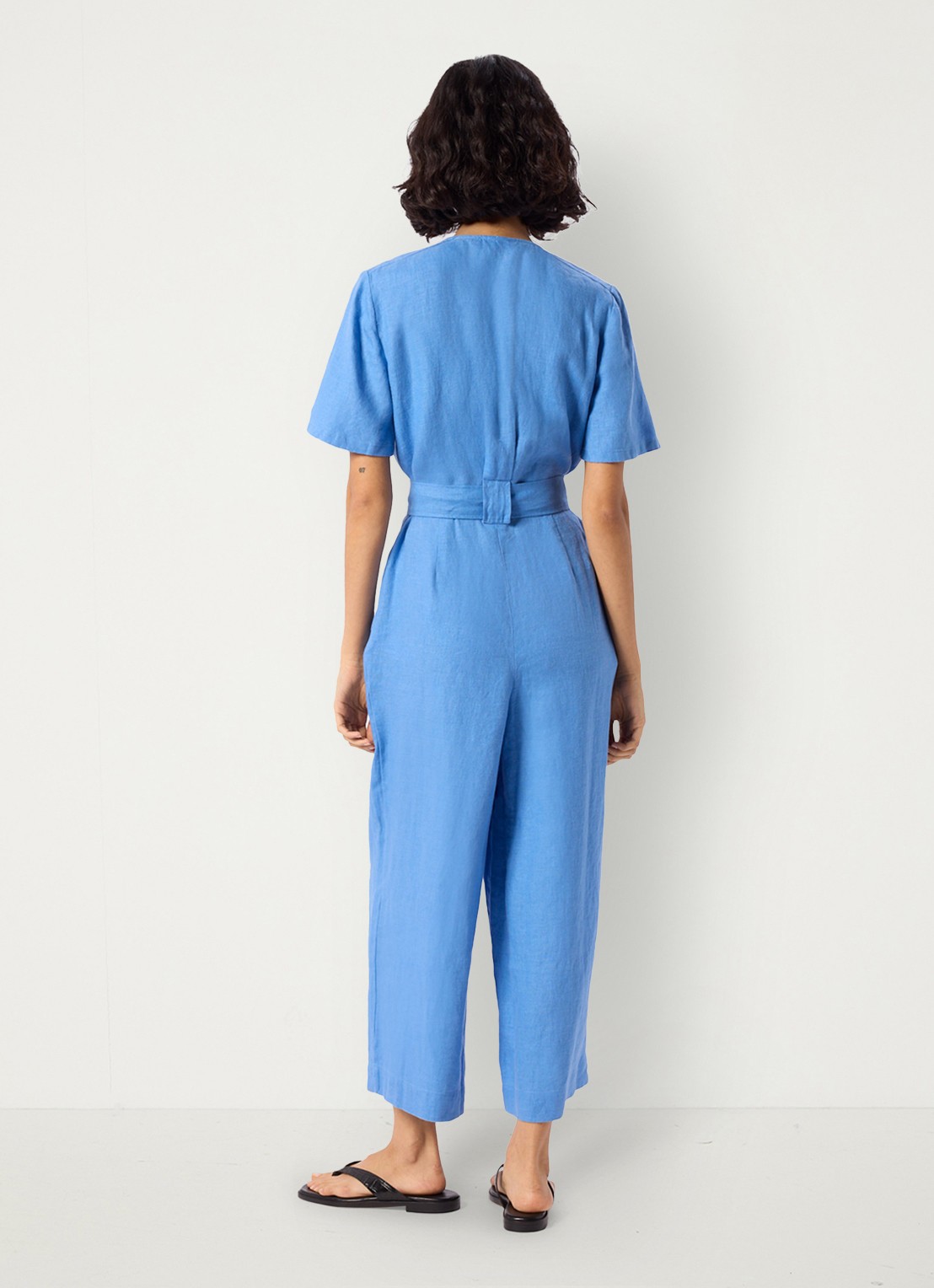 Whistles Fiona wide fit jumpsuit van linnen - achterkant blauw