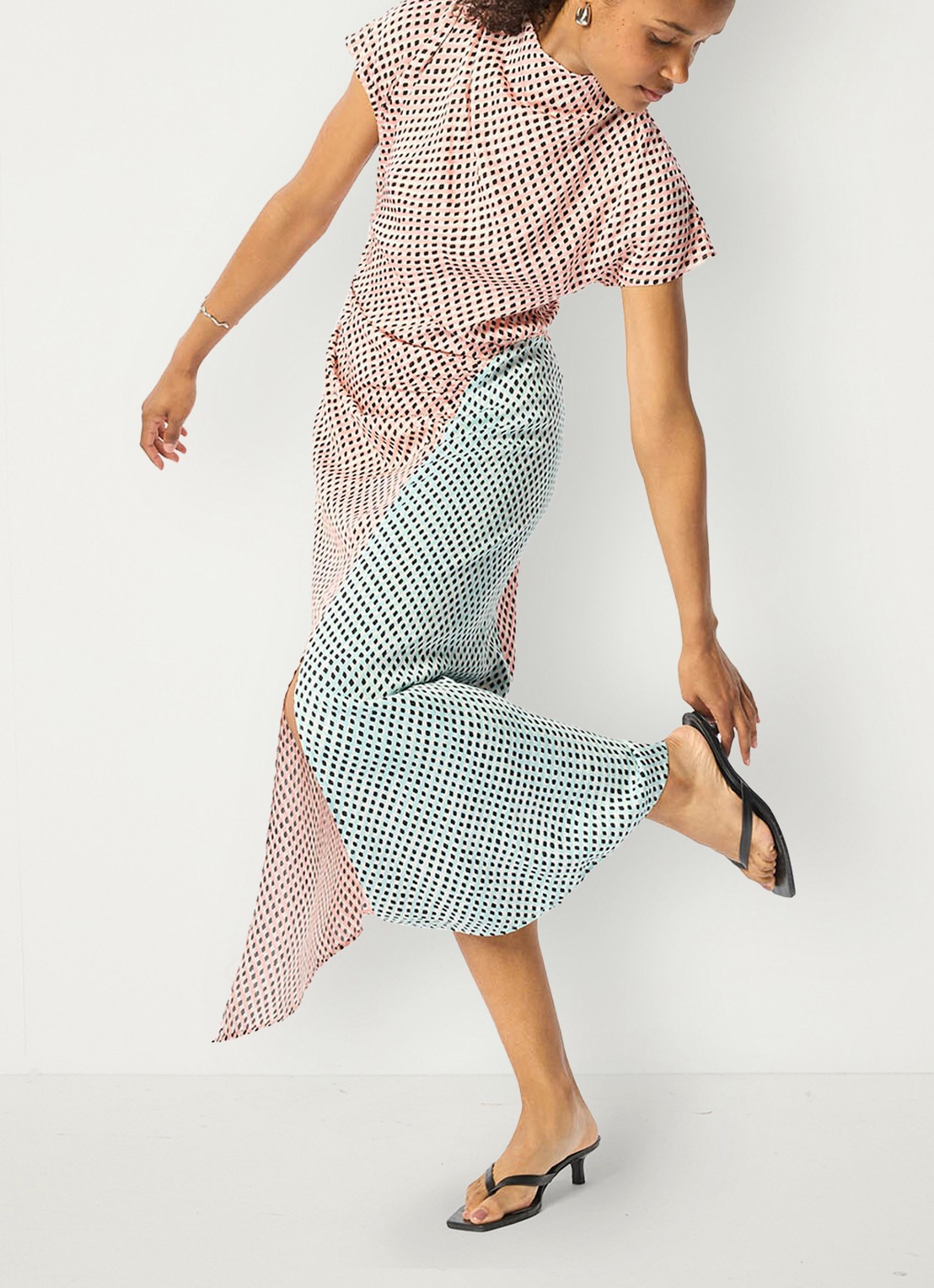 Whistles Graphic Check maxi jurk met grafische print - detail 5 roze