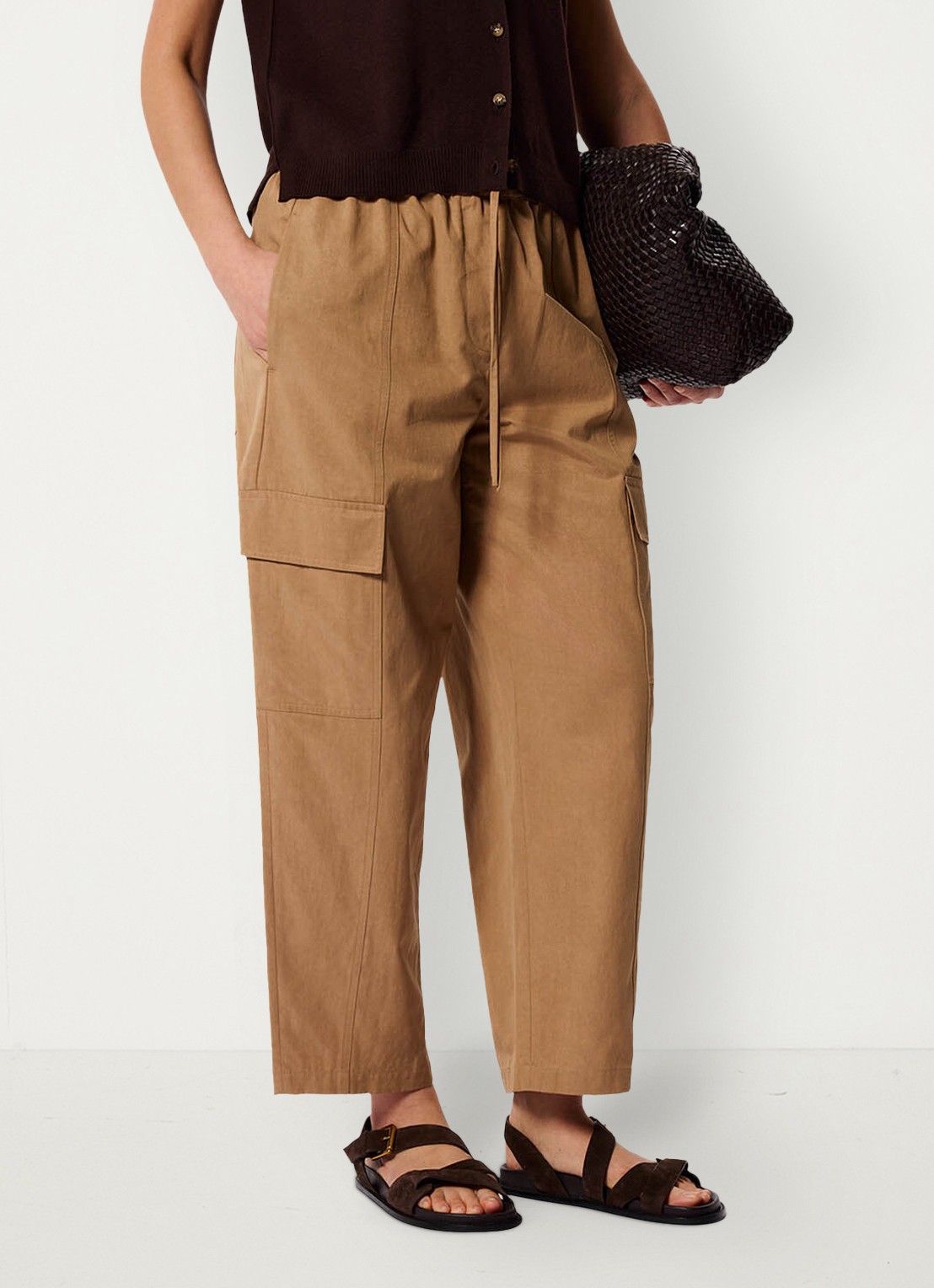 Whistles Loose fit cargobroek met steekzakken - detail 3 donkerbeige