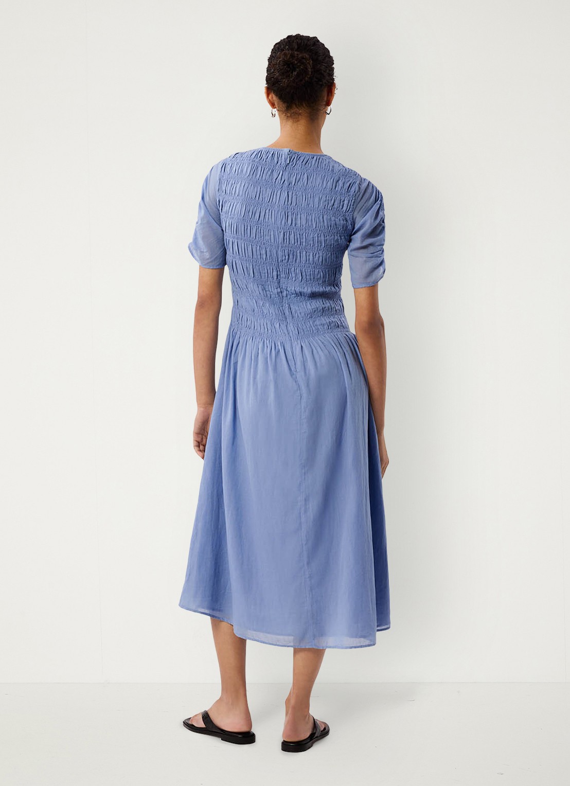 Whistles Midi jurk met smockwerk  - achterkant 3 lichtblauw