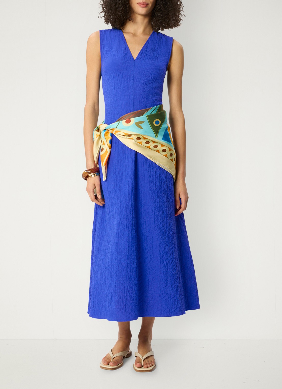 Whistles Midi jurk met V-hals en structuur - voorkant 7 blauw