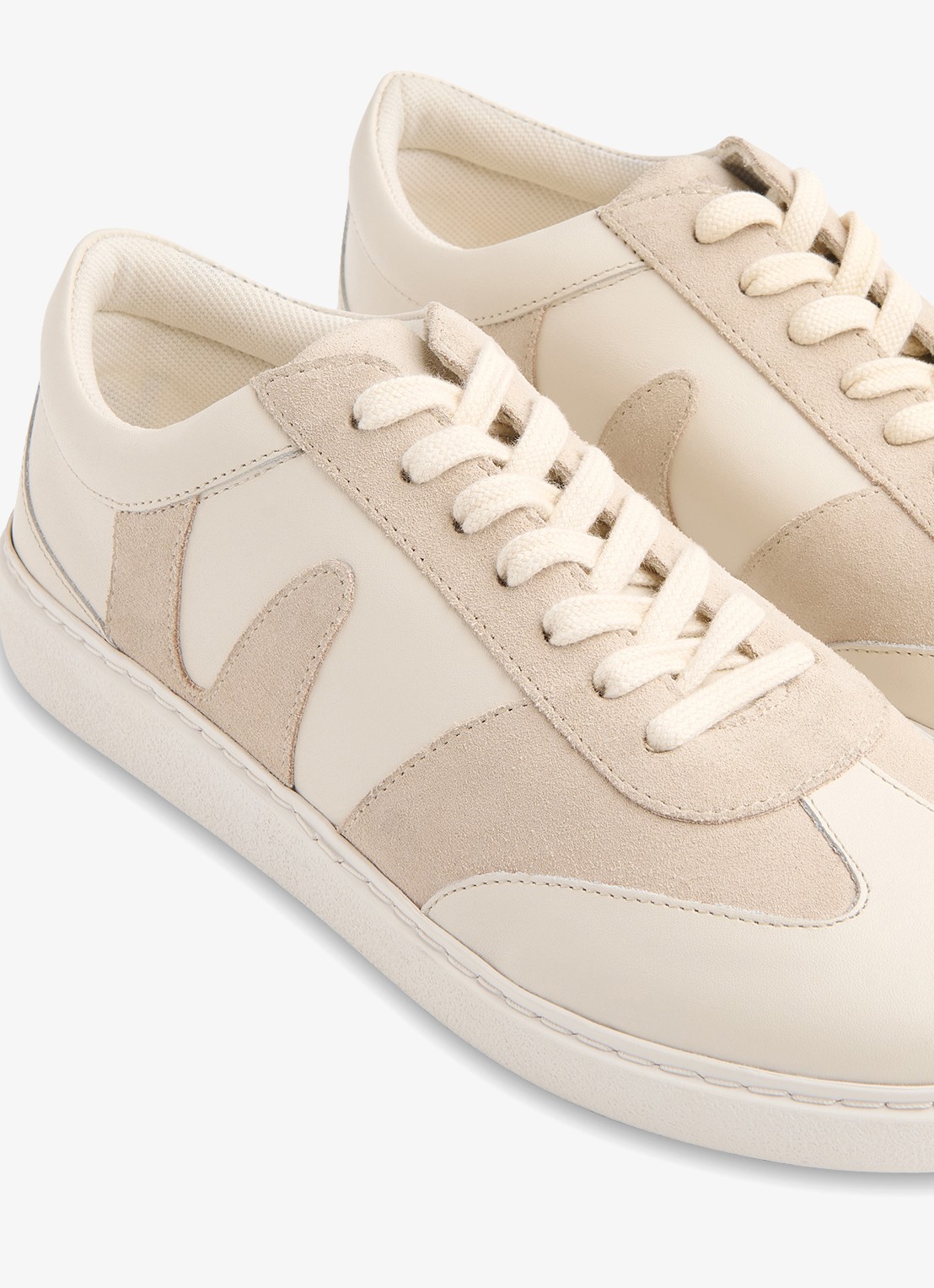 Whistles Sneaker van suède - detail 3 creme