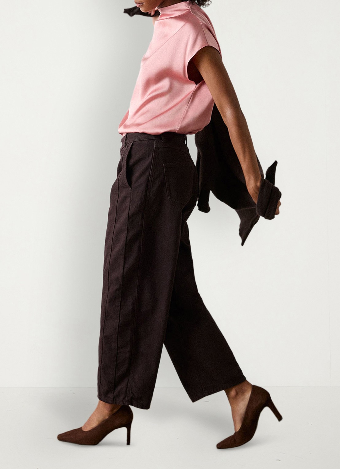 Whistles Top van satijn  - voorkant 4 roze