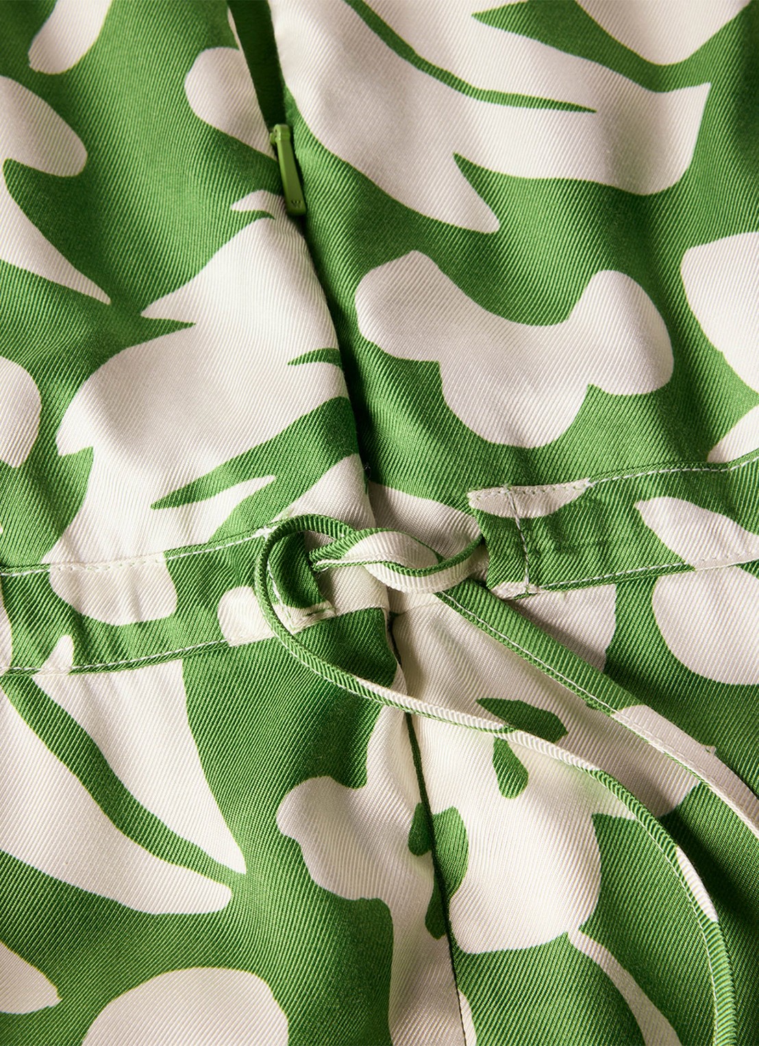 Whistles Wide fit jumpsuit met bloemenprint - detail 5 groen
