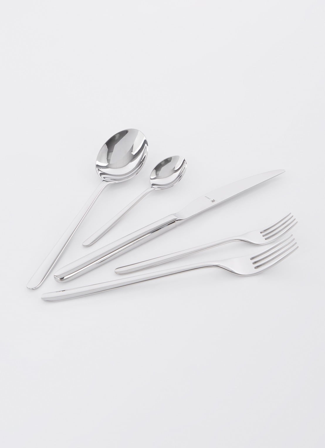 WMF Fame Plus bestekset 30-delig - voorkant 2 zilver