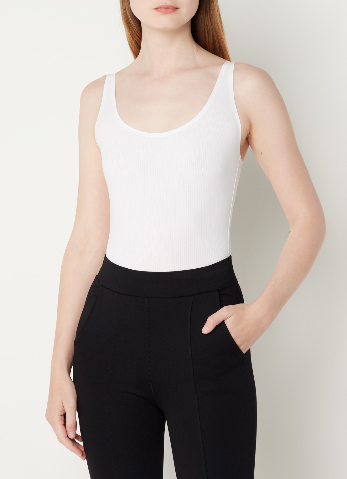 Wolford Beauty Cotton mouwloze stringbody - detail wit