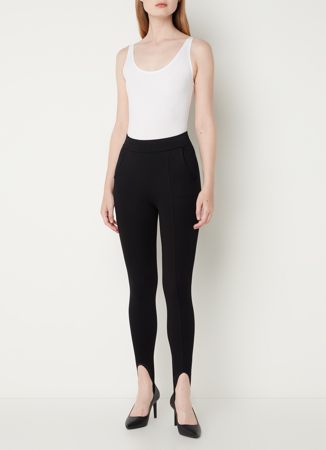 Wolford Beauty Cotton mouwloze stringbody - voorkant 2 wit