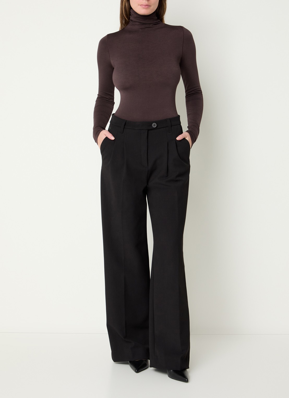 Wolford Colorado body met col - voorkant 4 donkerbruin