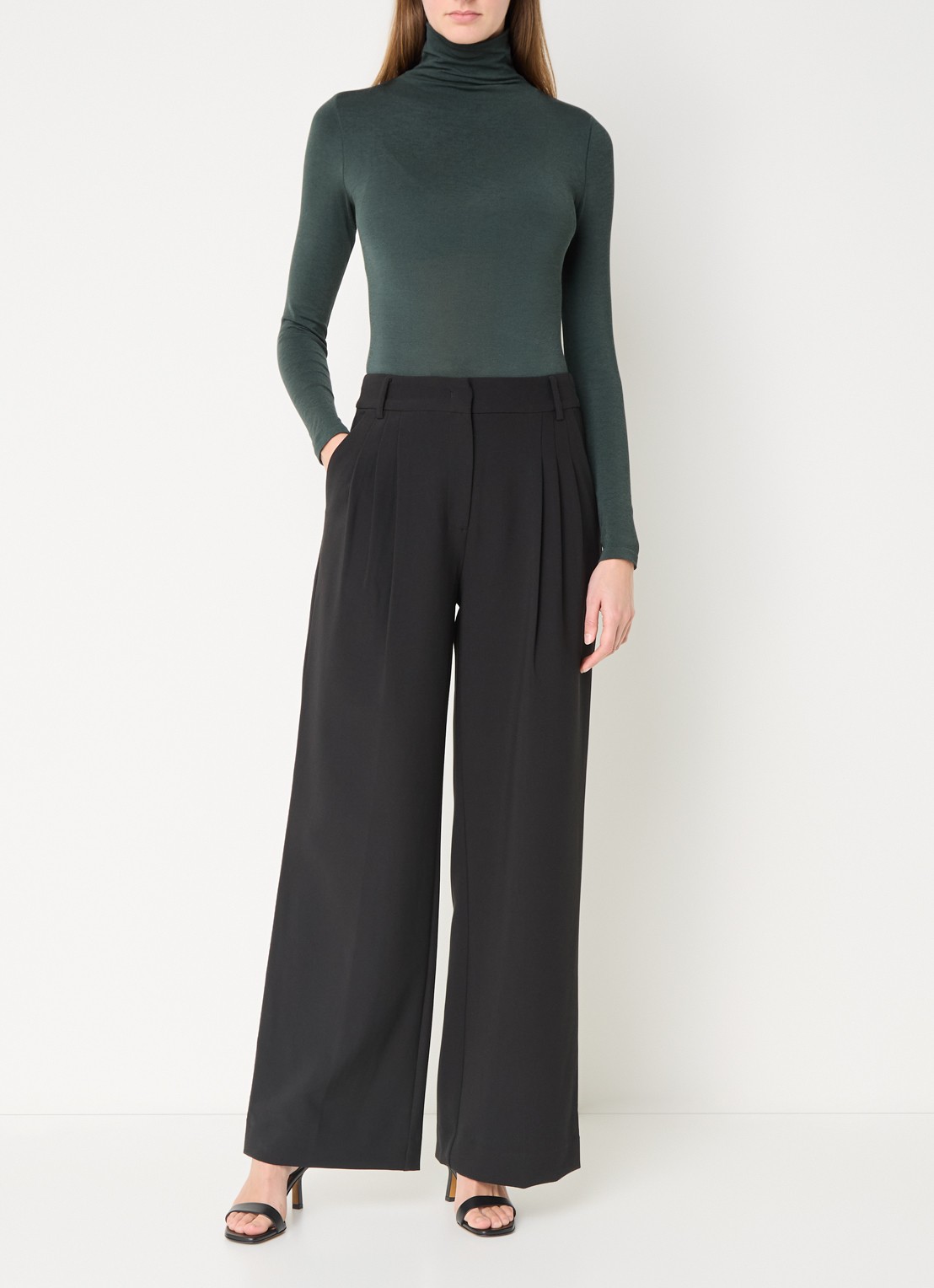 Wolford Colorado stringbody met col - voorkant 4 donkergroen