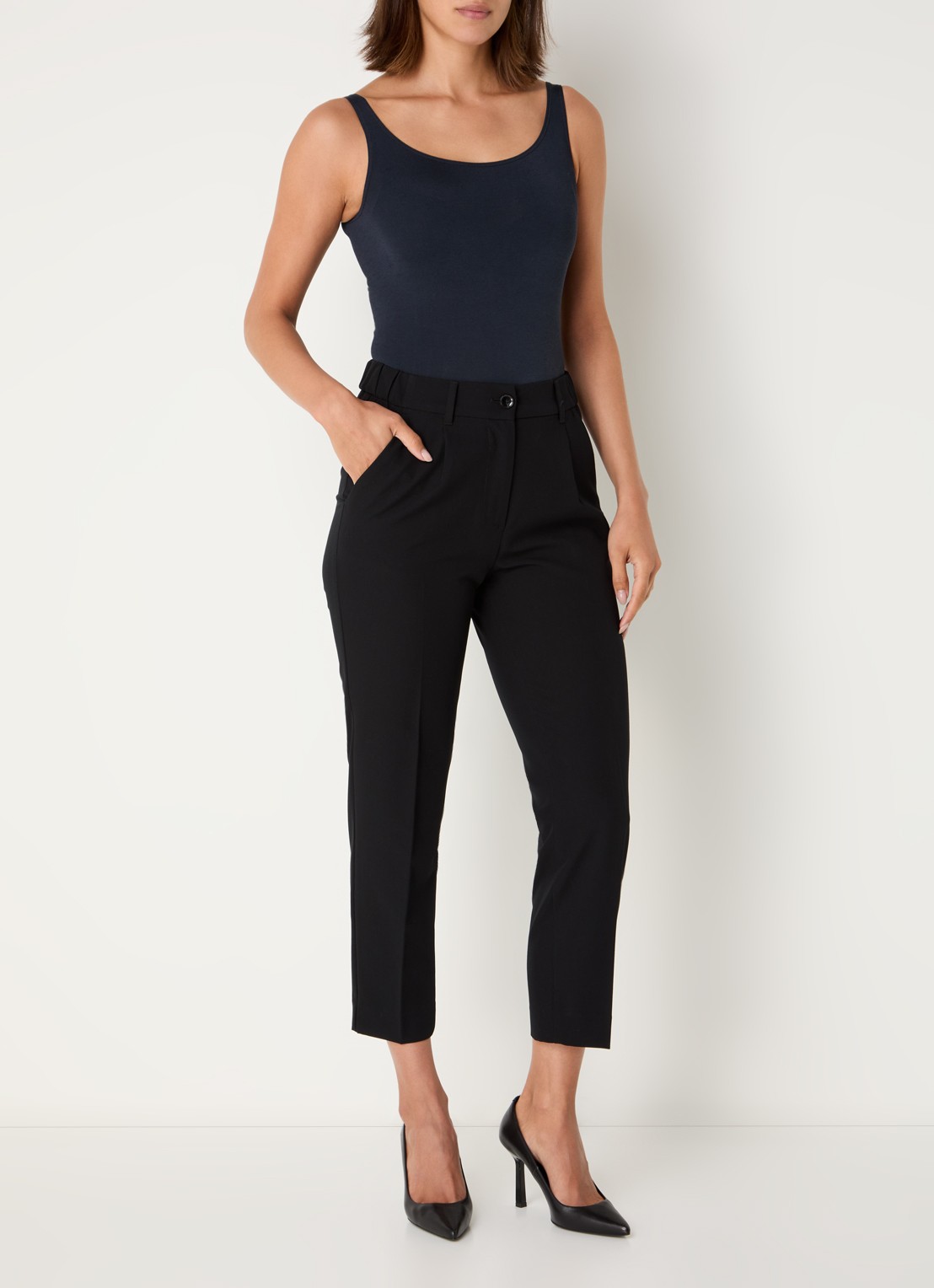 Wolford Jamaika stringbody met glanzende finish - voorkant 3 donkerblauw