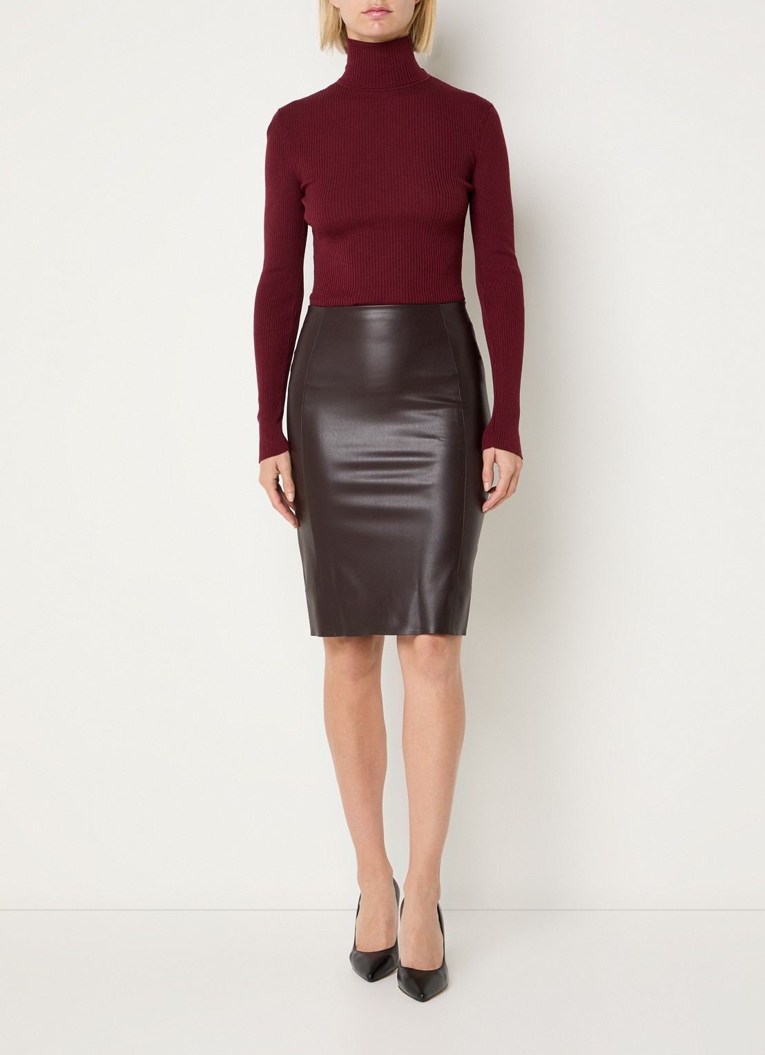Wolford Merino ribgebreide trui van wol met col - voorkant 3 donkerrood