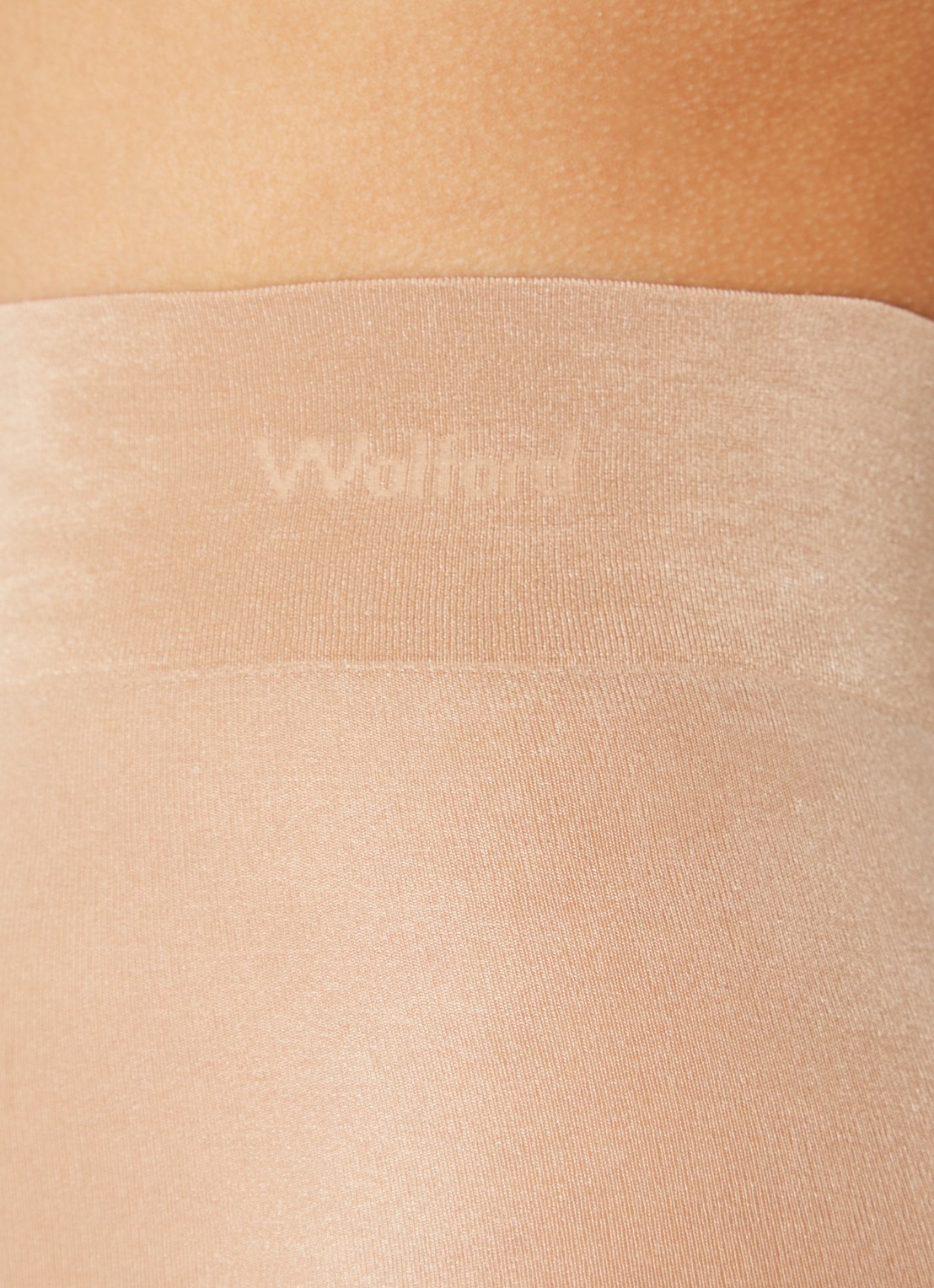 Wolford Pure Shimmer Concealer panty in 40 denier - detail beige
