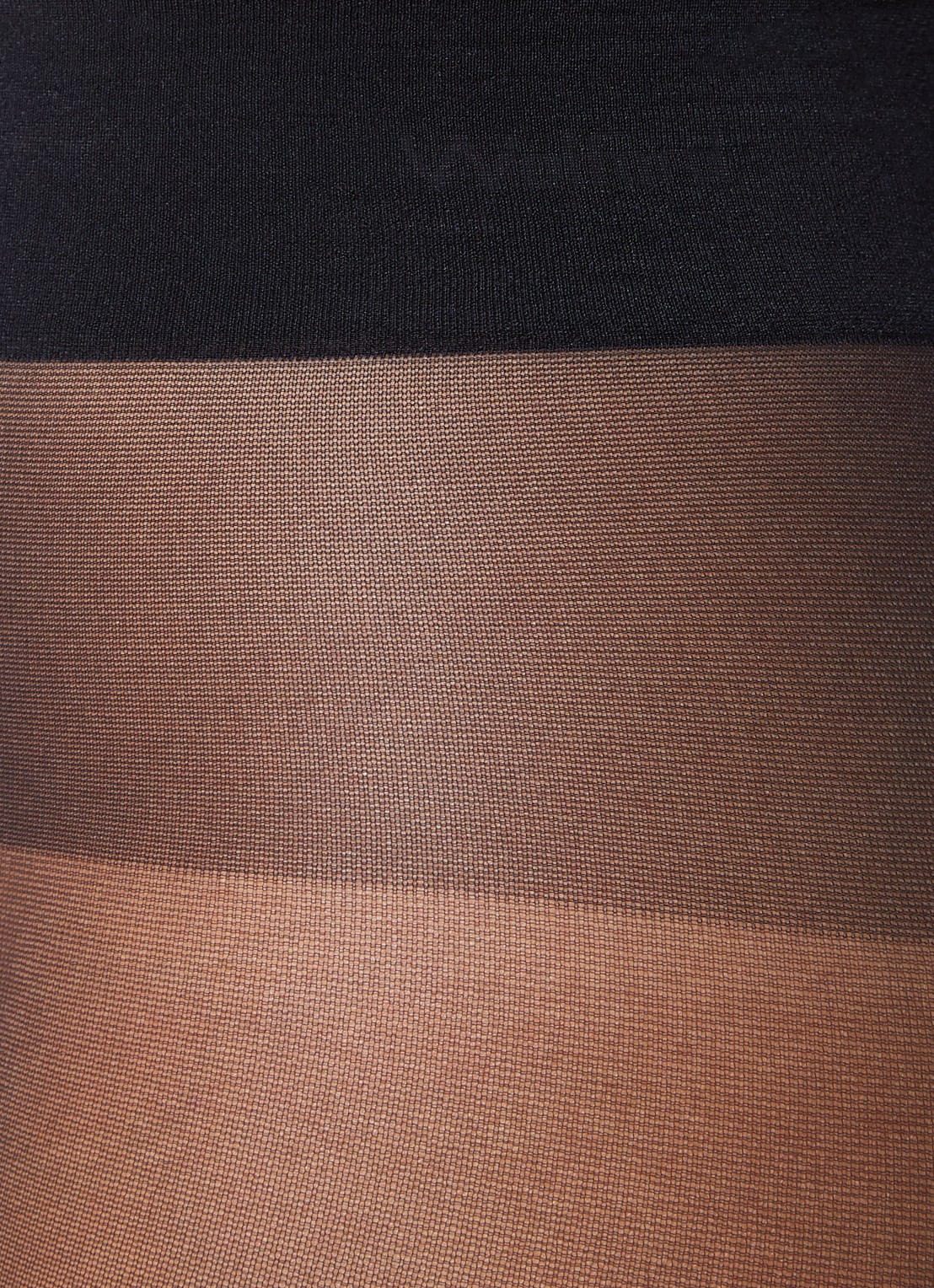 Wolford Satin Touch panty in 20 denier - detail donkerblauw