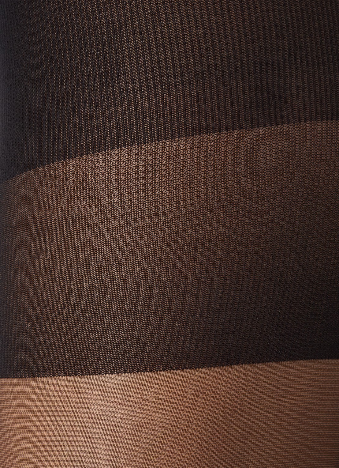 Wolford Synergy corrigerende panty in 20 denier - detail diepzwart