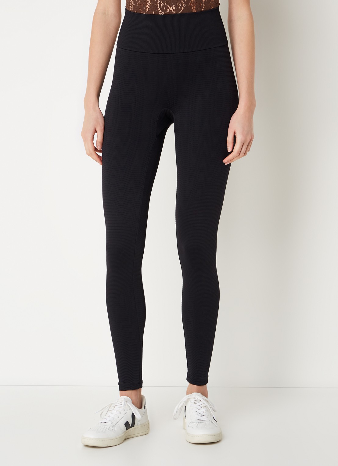 Wolford The Wellness high waist corrigerende legging met structuur - detail 4 zwart